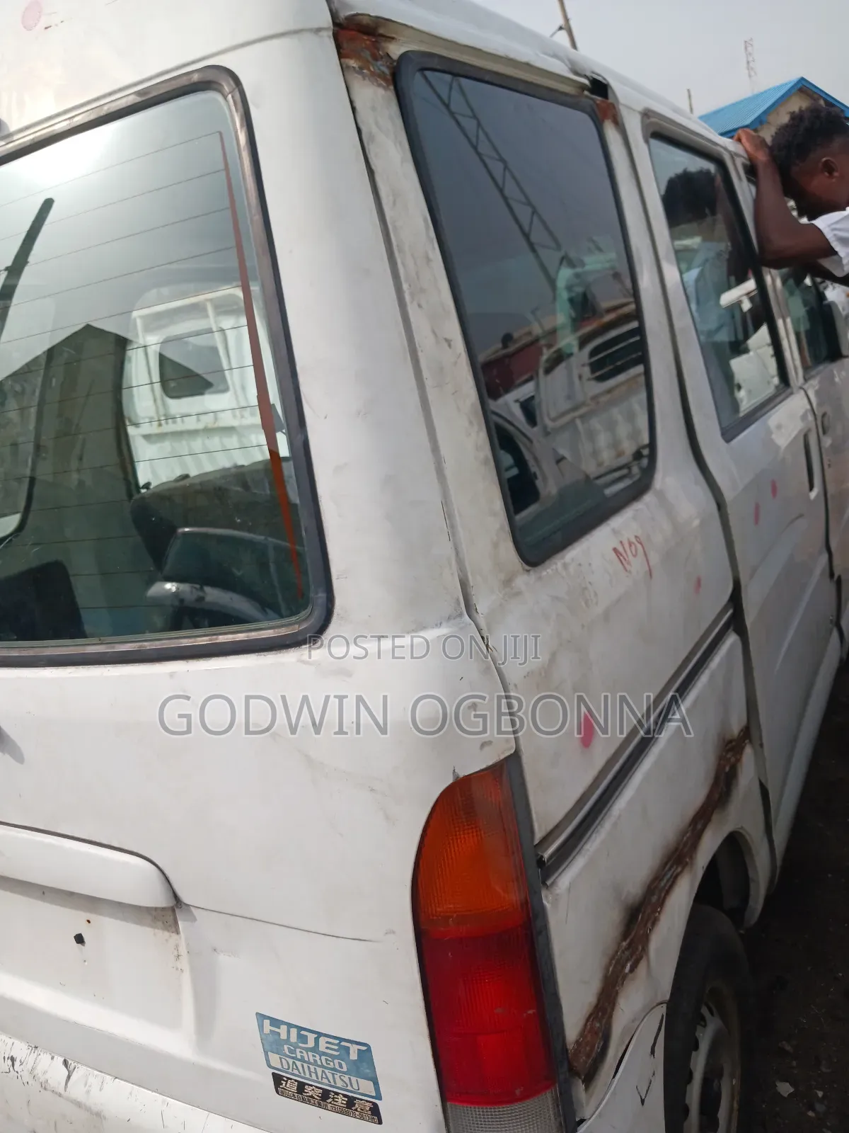 Daihatsu Hijet 2002 White