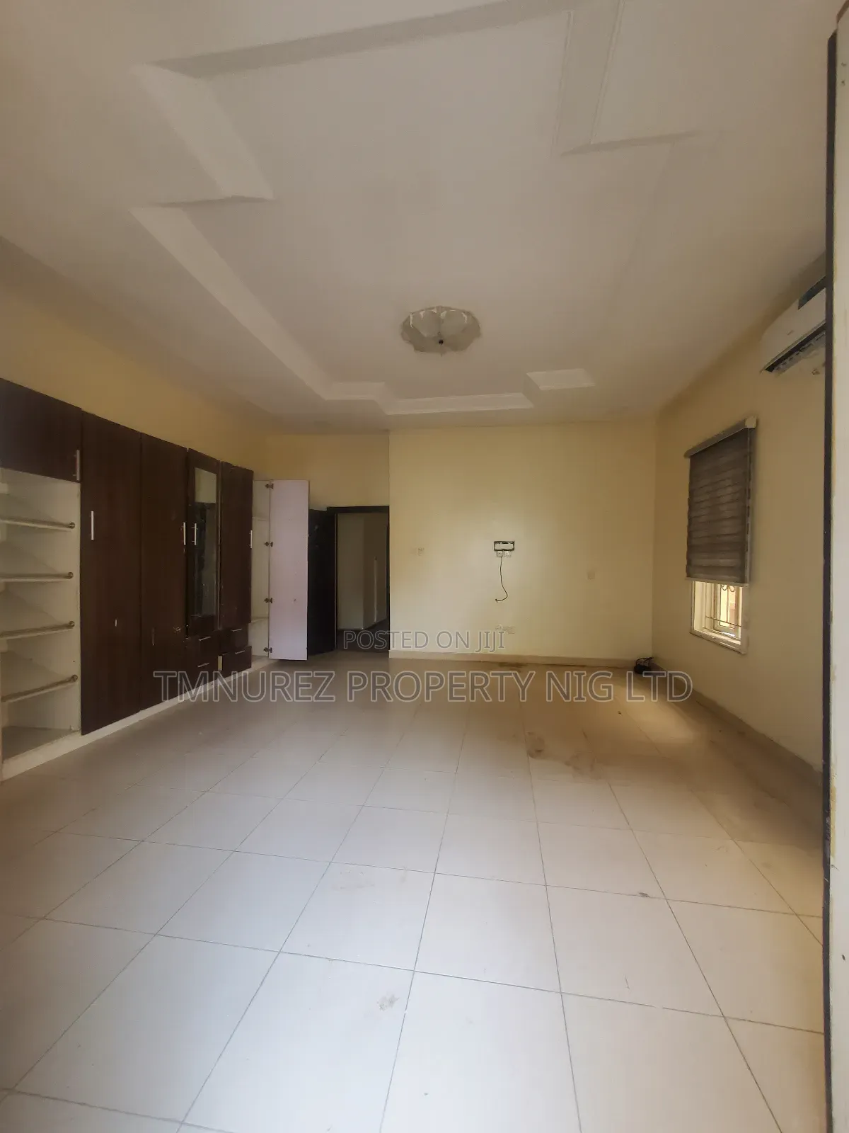 Studio Apartment in Chevron for rent