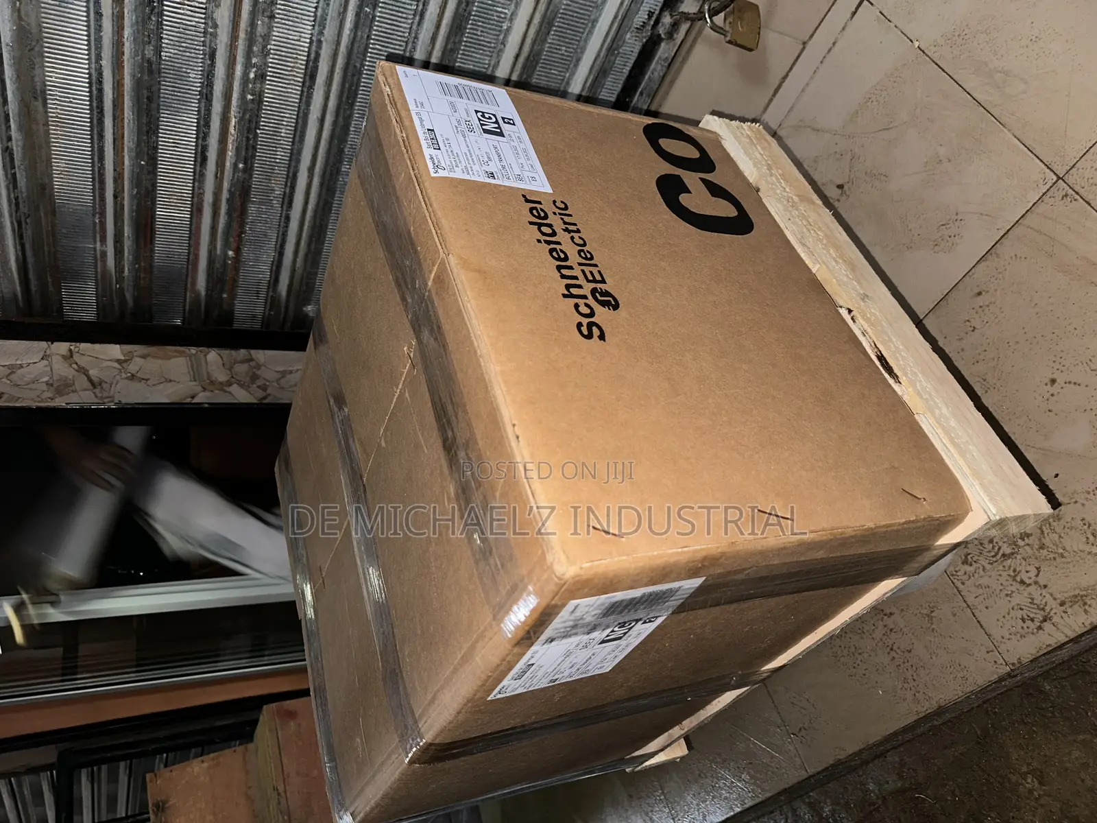 2500a Schneider Breaker 3pole