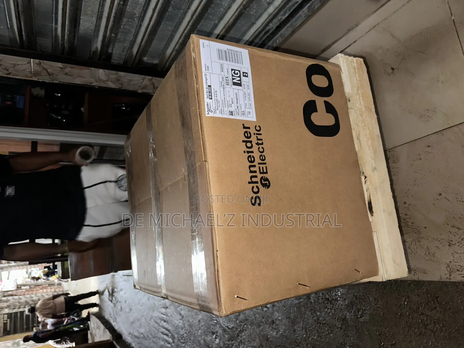 2500a Schneider Circuit Breaker 3pole