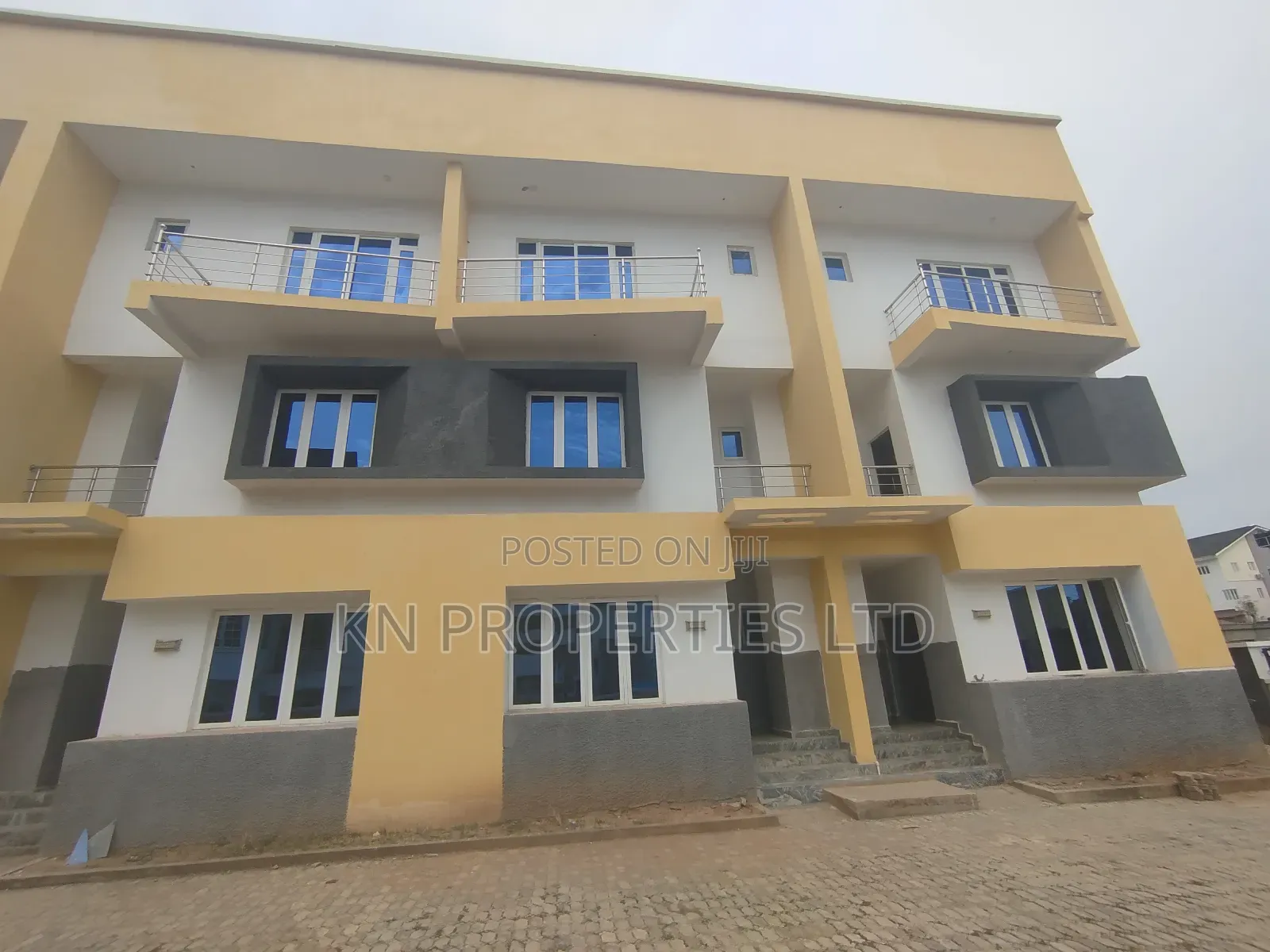4bdrm Duplex in Diplomatic Zone, Guzape District for rent