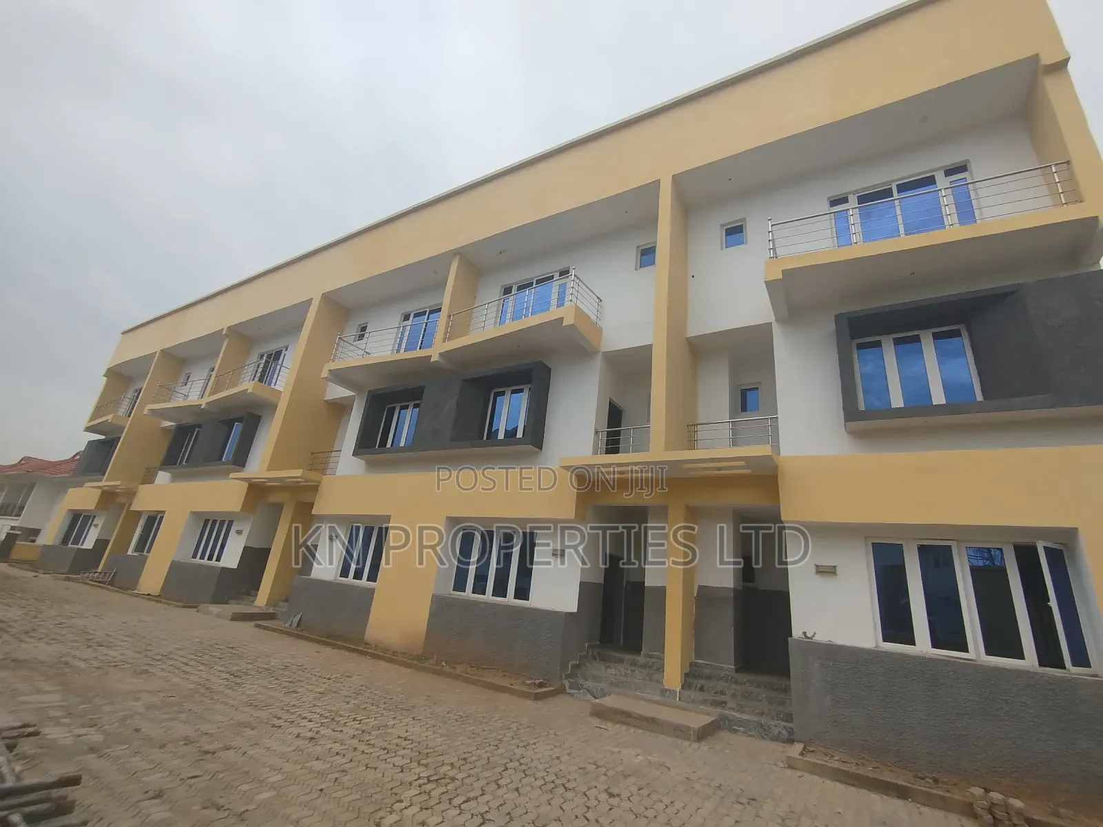 4bdrm Duplex in Diplomatic Zone, Guzape District for rent
