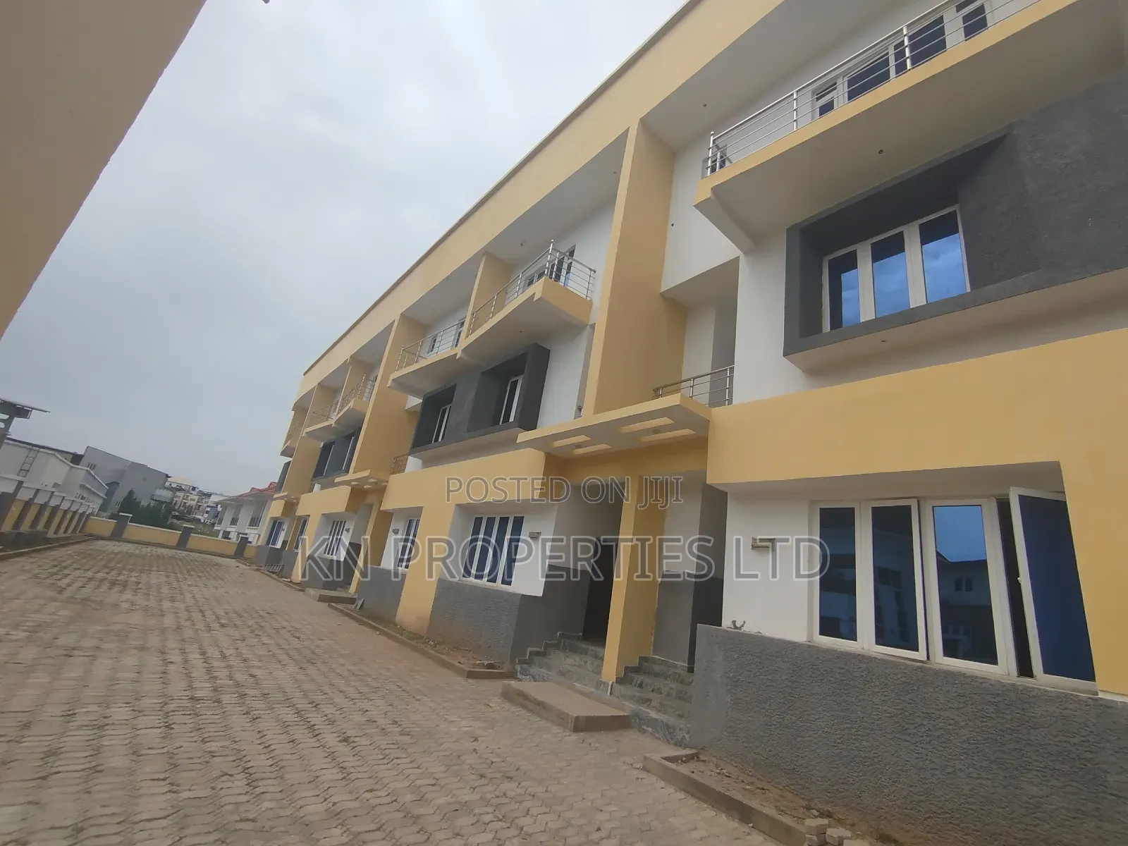 4bdrm Duplex in Diplomatic Zone, Guzape District for rent