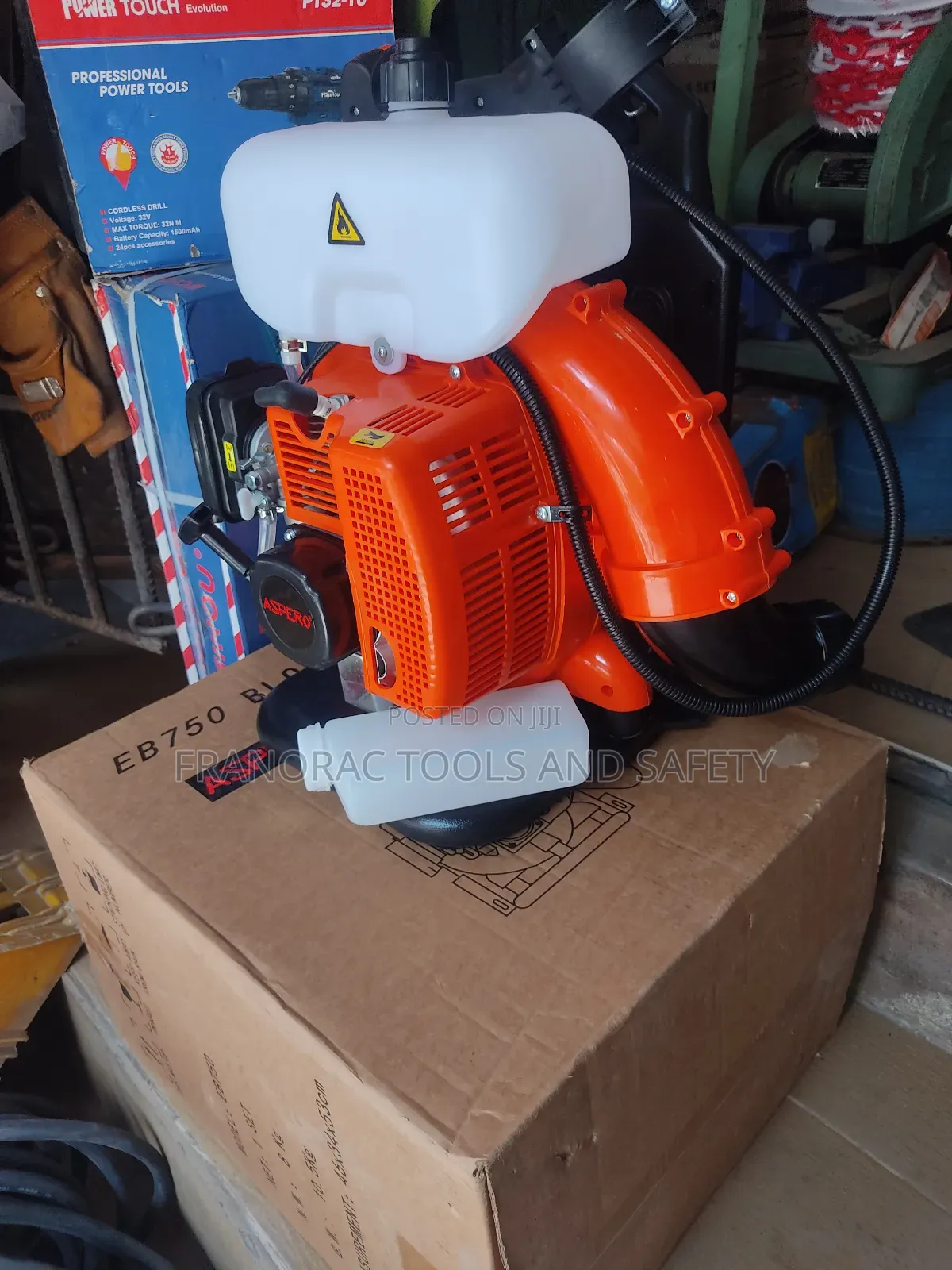 Petrol Air Blower Machine