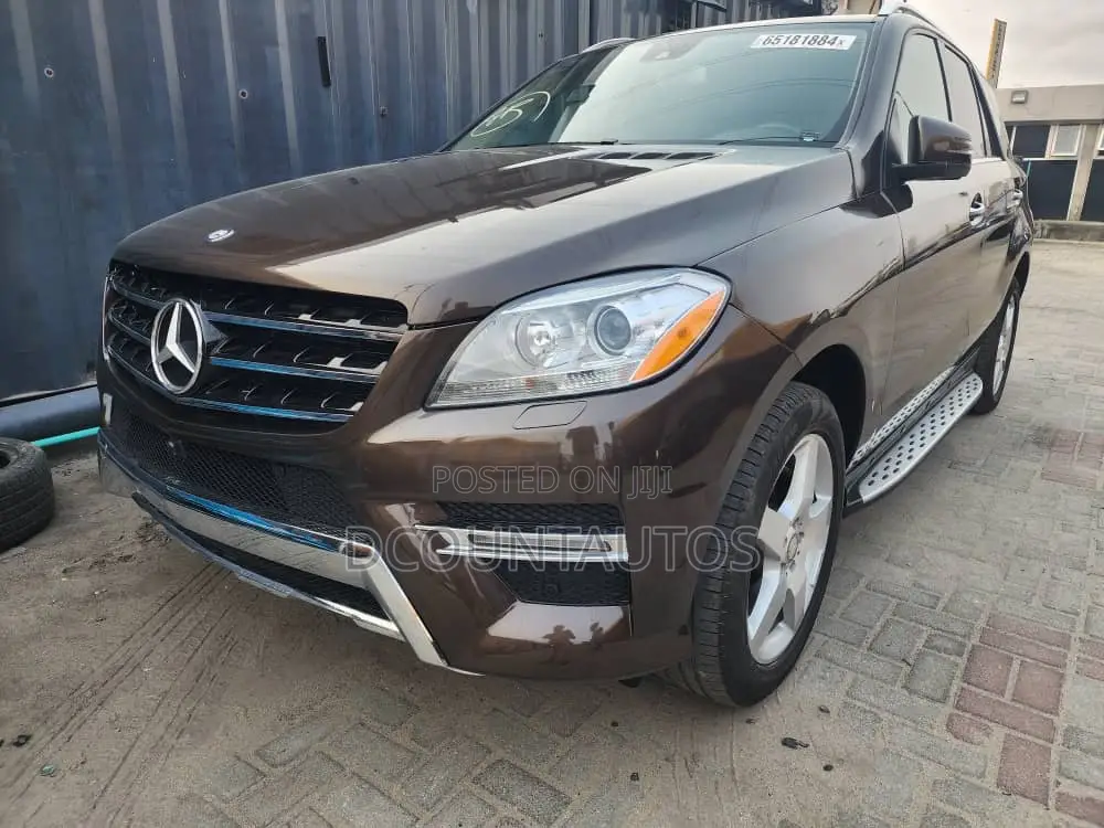 Mercedes-Benz M Class ML350 4MATIC 4dr SUV AWD (3.5L 6cyl 7A) 2014