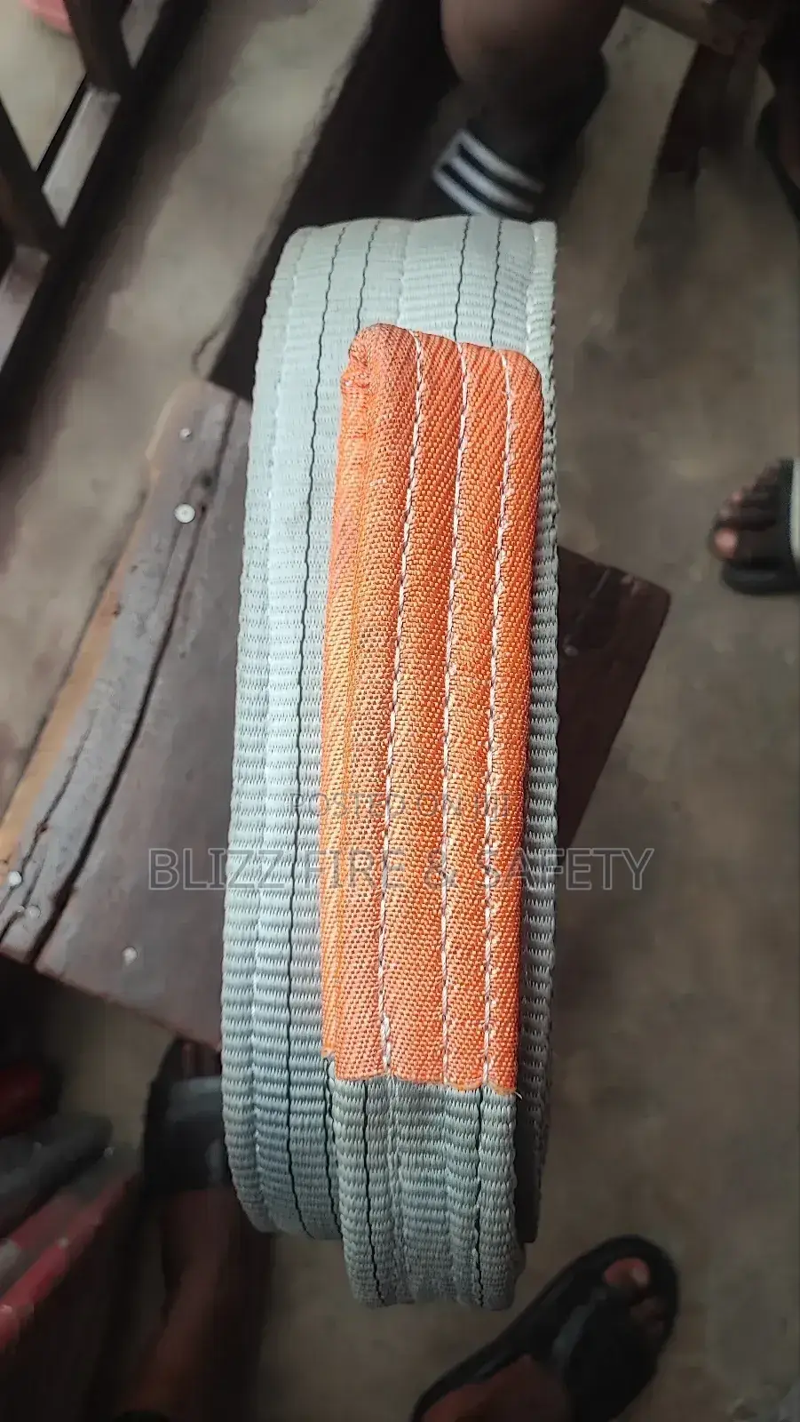 Flat Woven Webbing Sling (Width 4 Inches, Length 8 Metres)