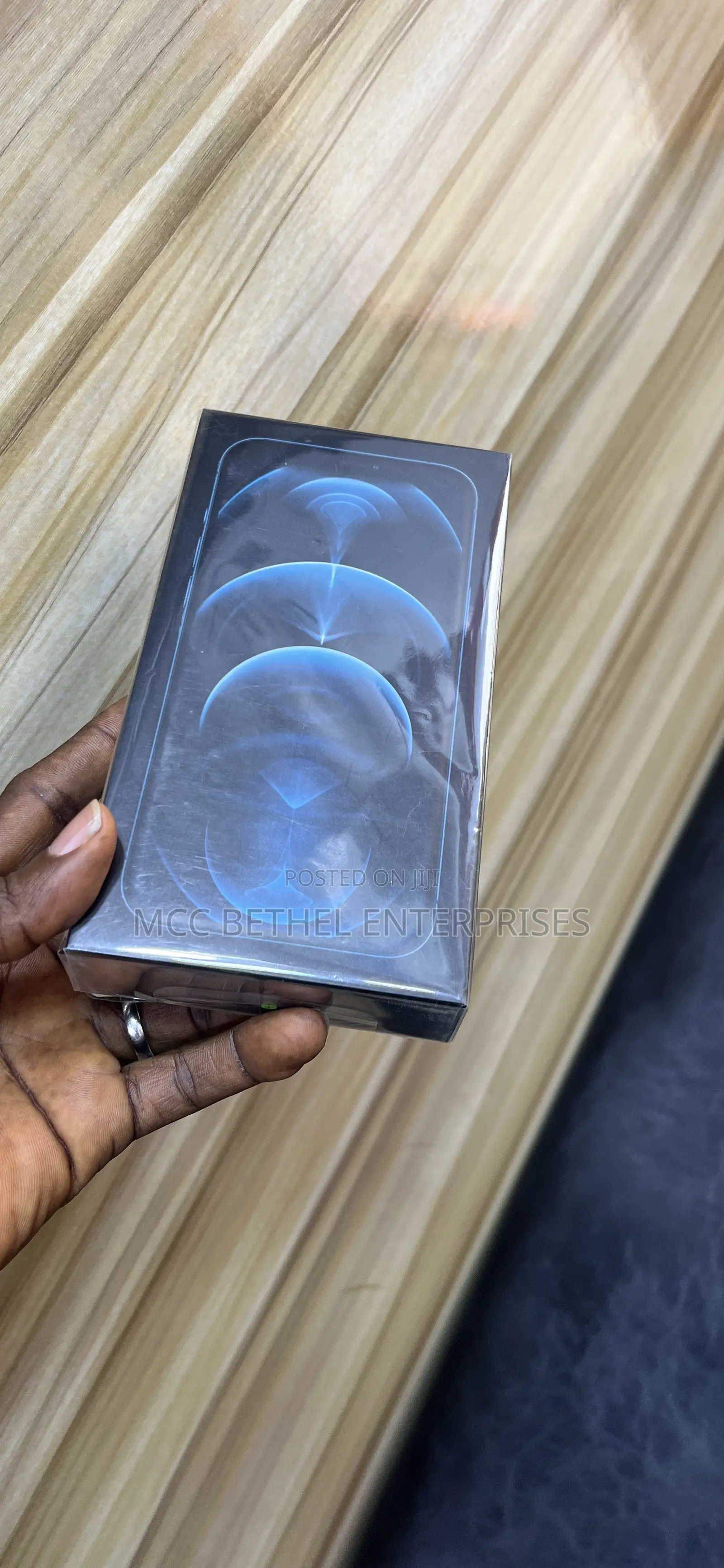 New Apple iPhone 12 Pro Max 128 GB Blue