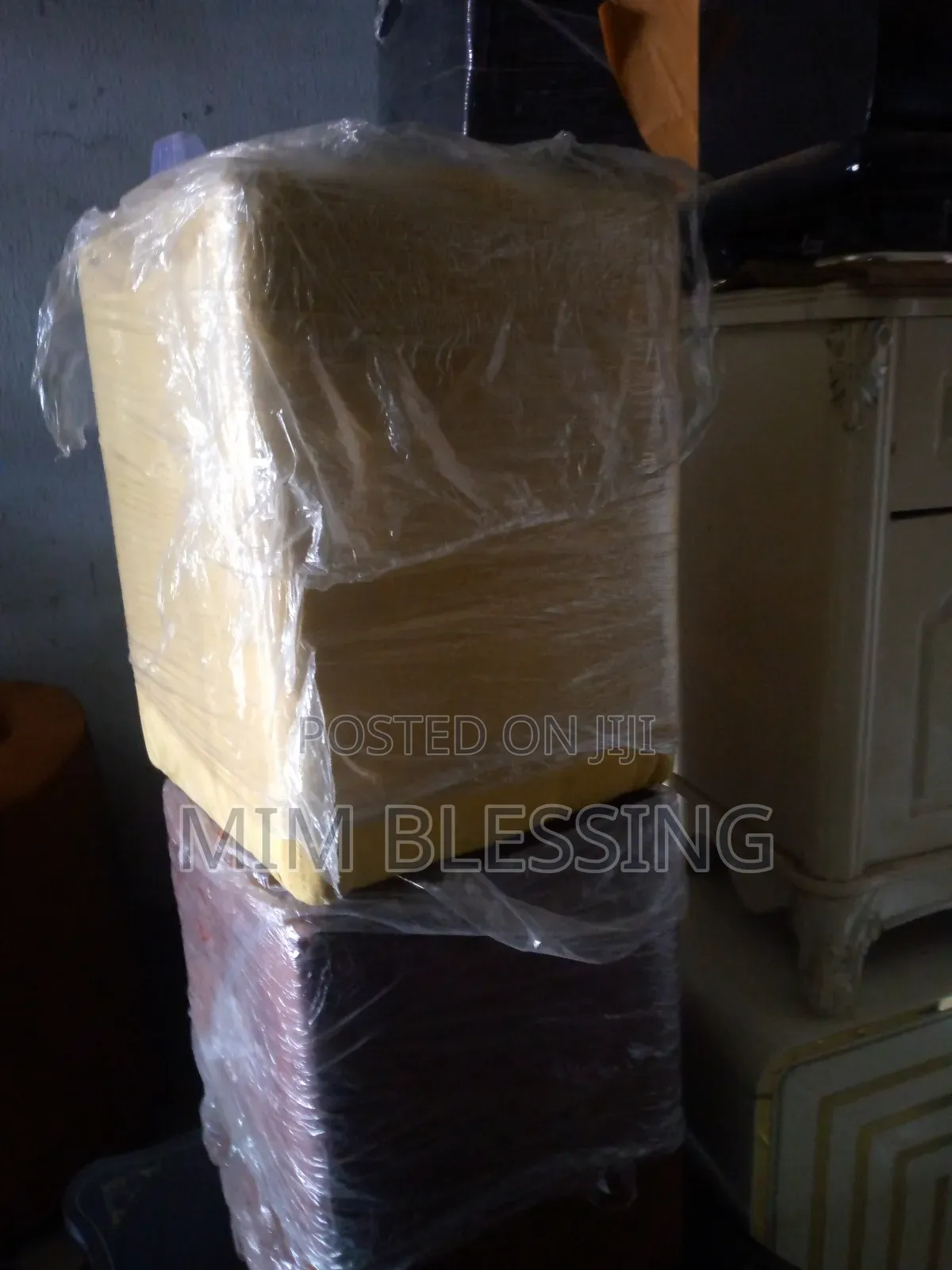 Single Sitter Sofa Chair