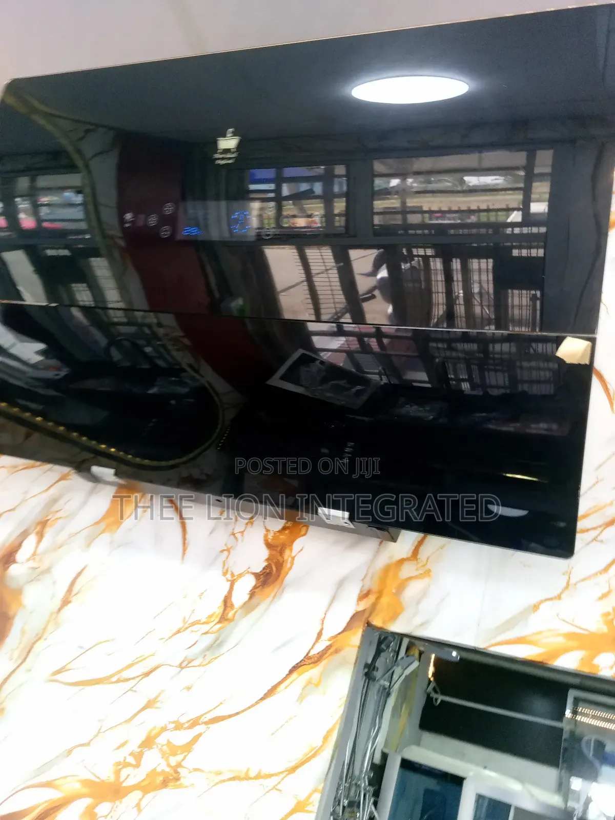 Cooker Hood/ Heat Extractor