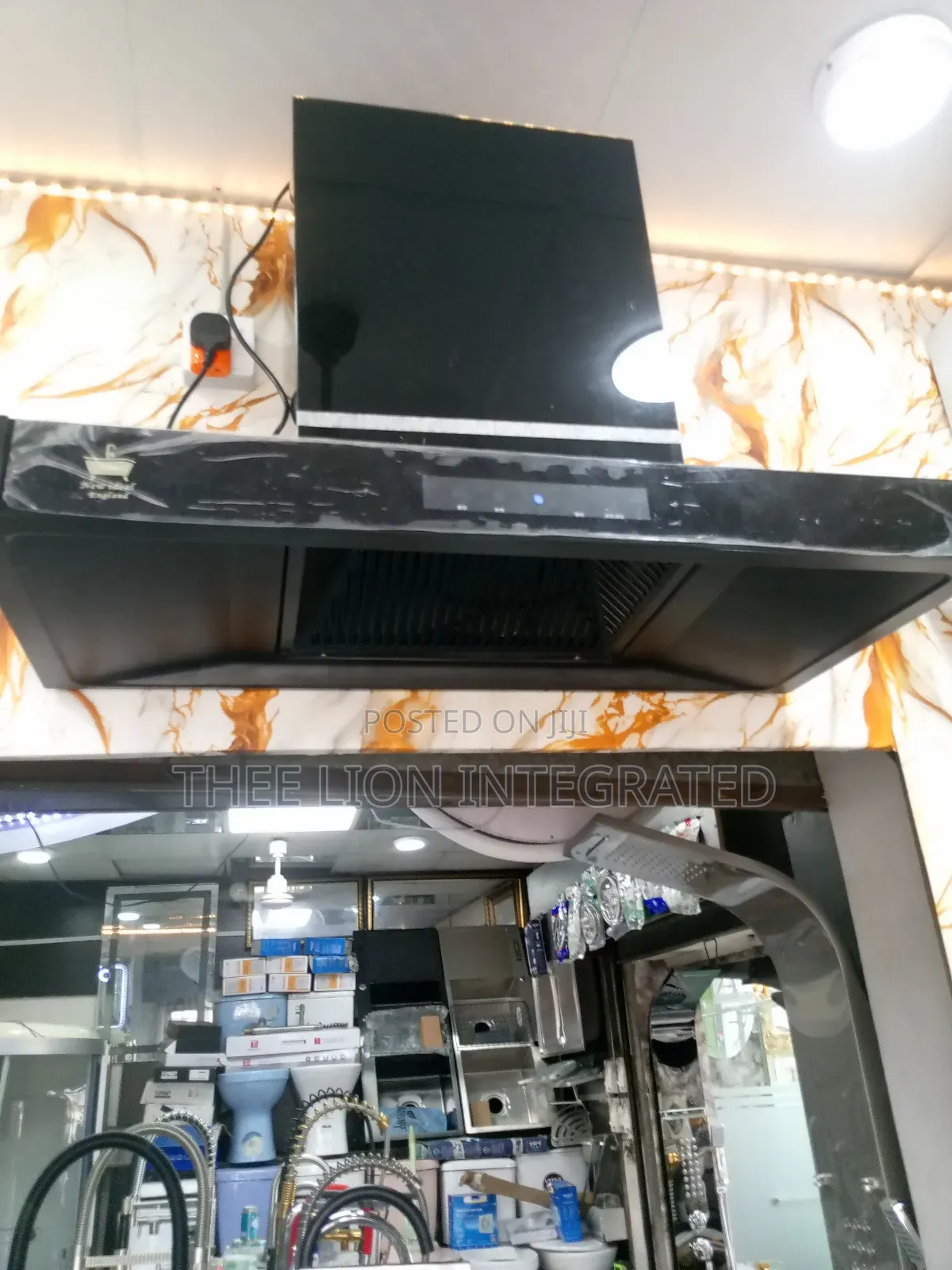 Cooker Hood/ Heat Extractor