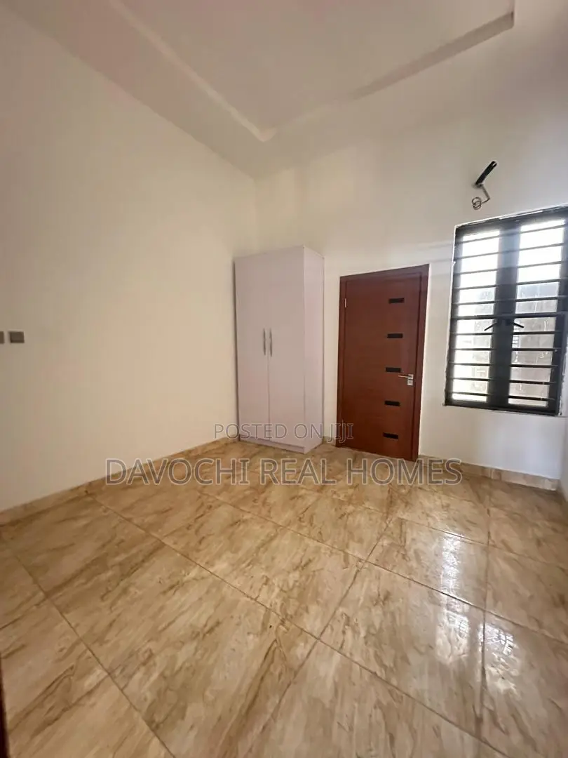 3bdrm Apartment in Sangotedo for rent