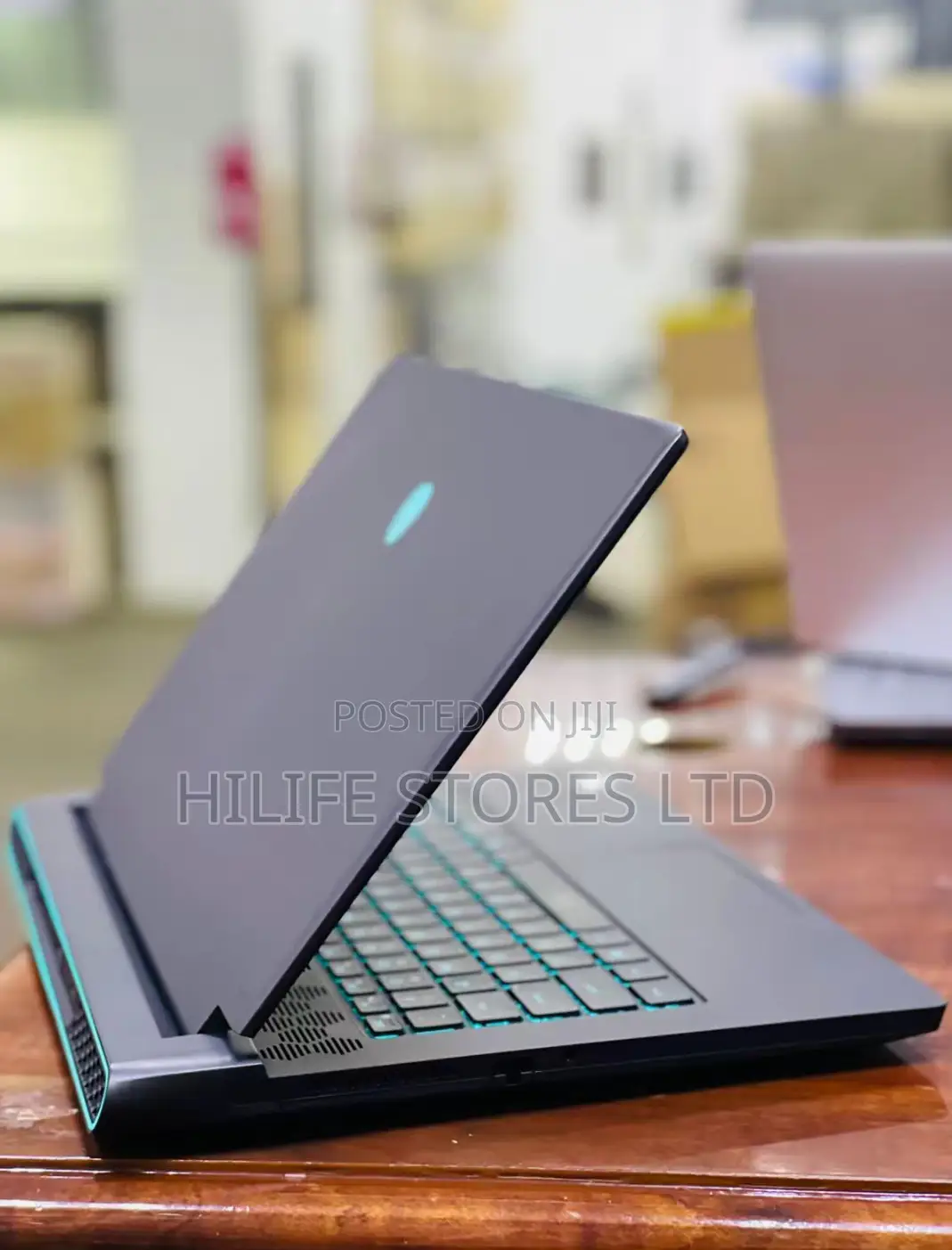 Laptop Dell Alienware X16 R2 32GB Intel Core Ultra 9 SSD 2T
