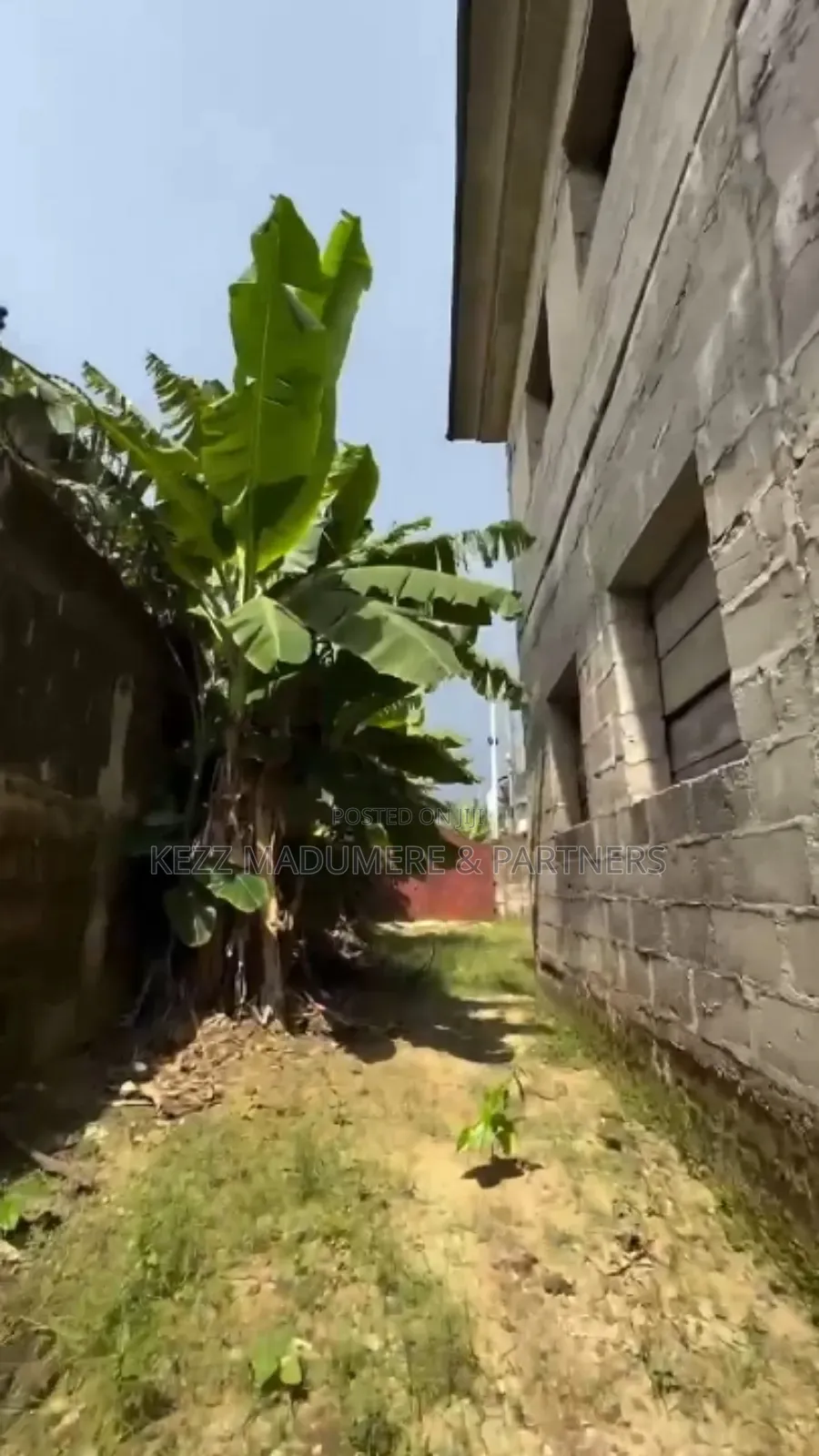 6bdrm Duplex in Mandela Estate Sars for sale