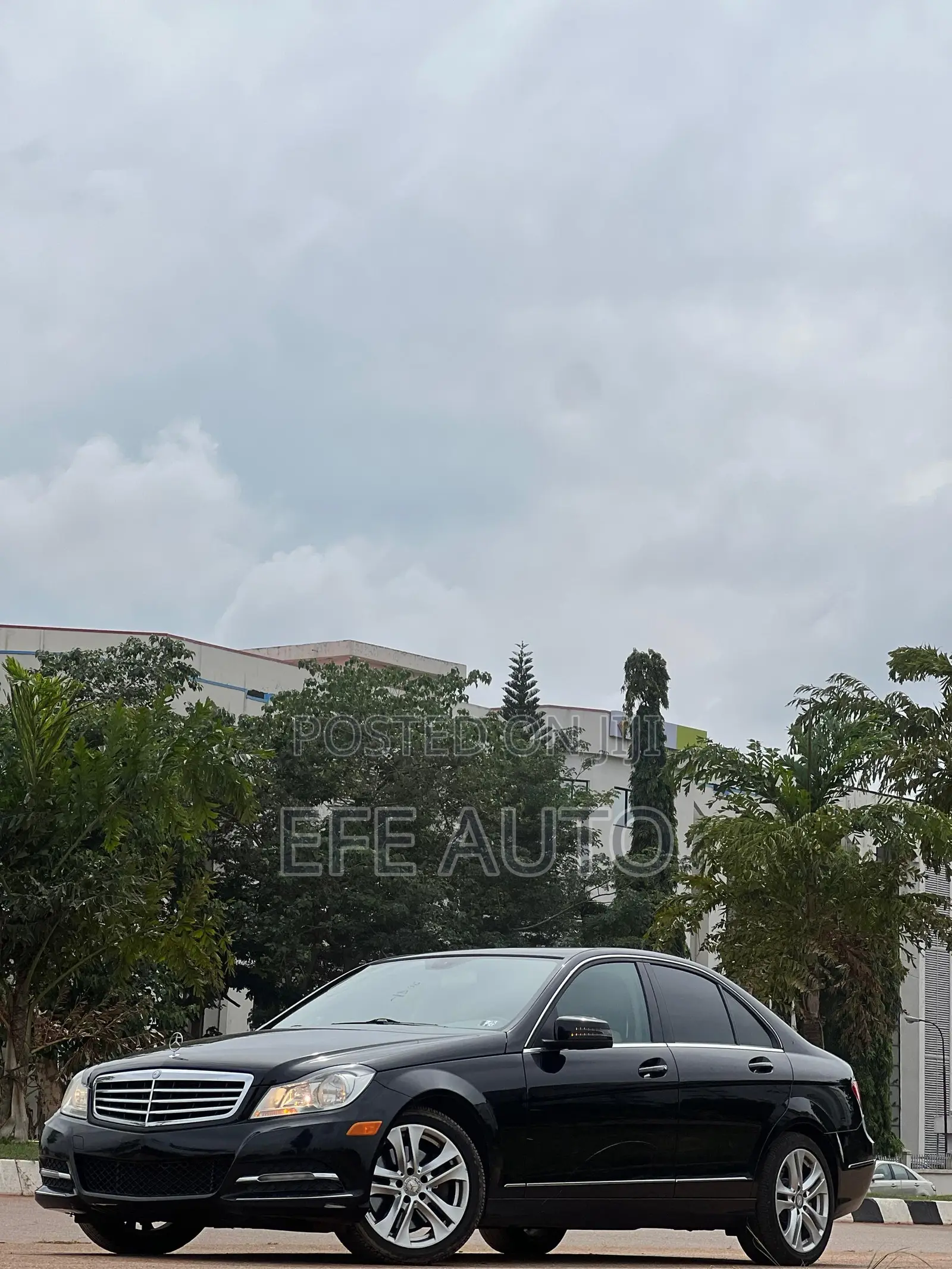 Mercedes-Benz C300 2014 Black
