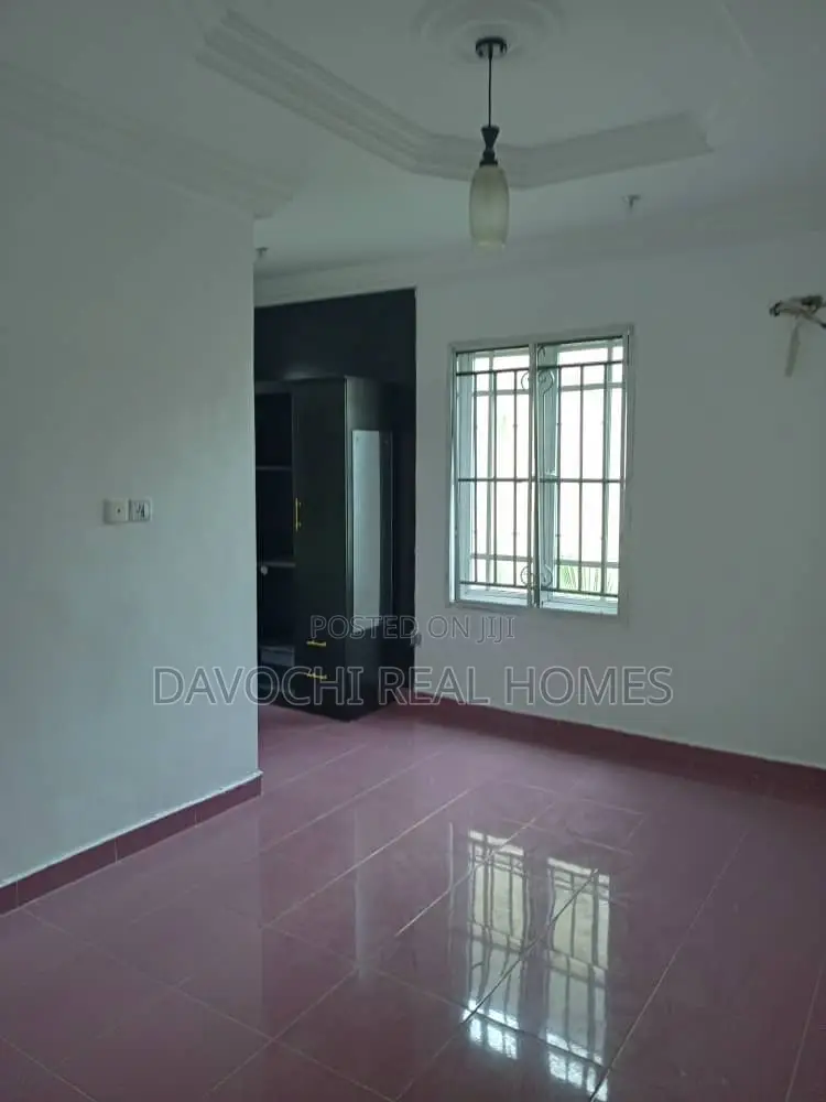 4bdrm Duplex in Agungi for rent