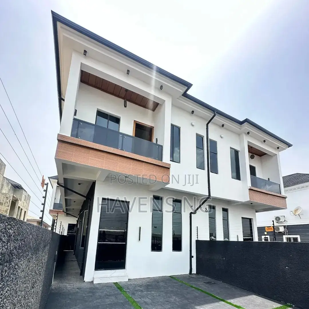 4bdrm Duplex in Agungi for sale