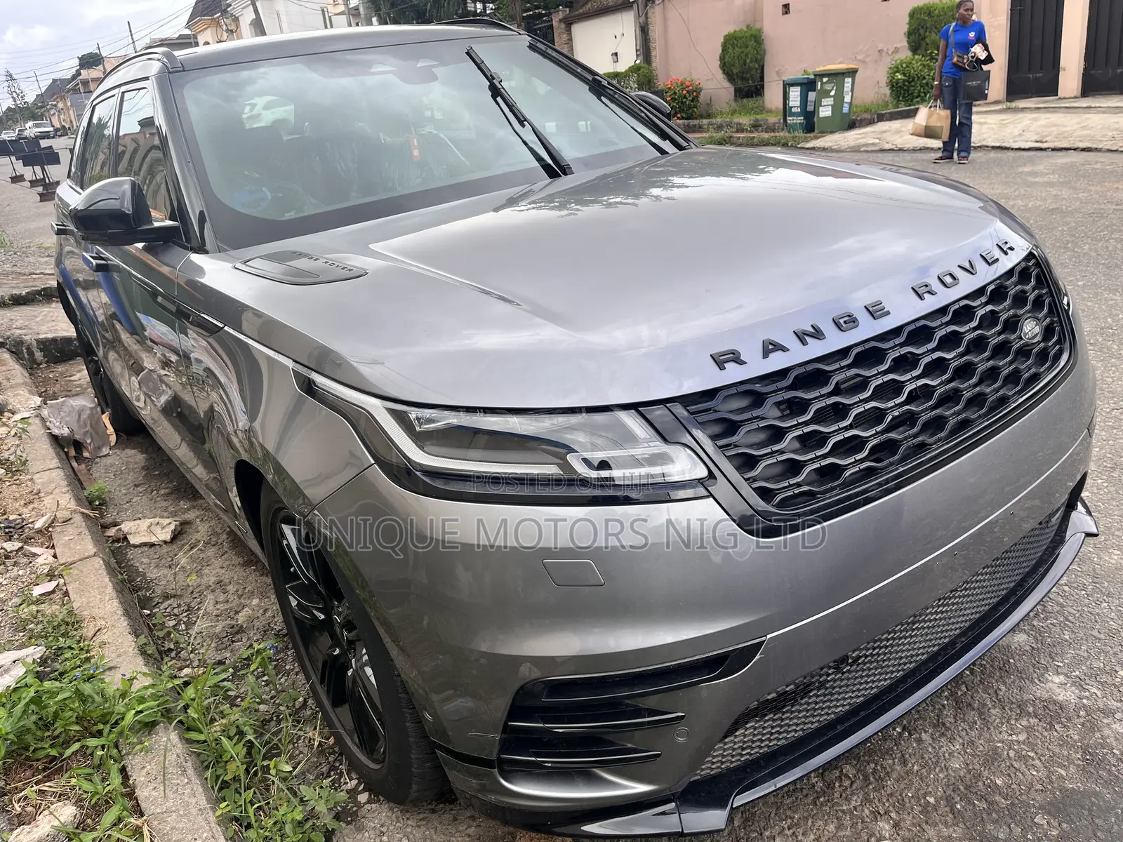 Land Rover Range Rover Velar R-Dynamic HSE 2021 Gray