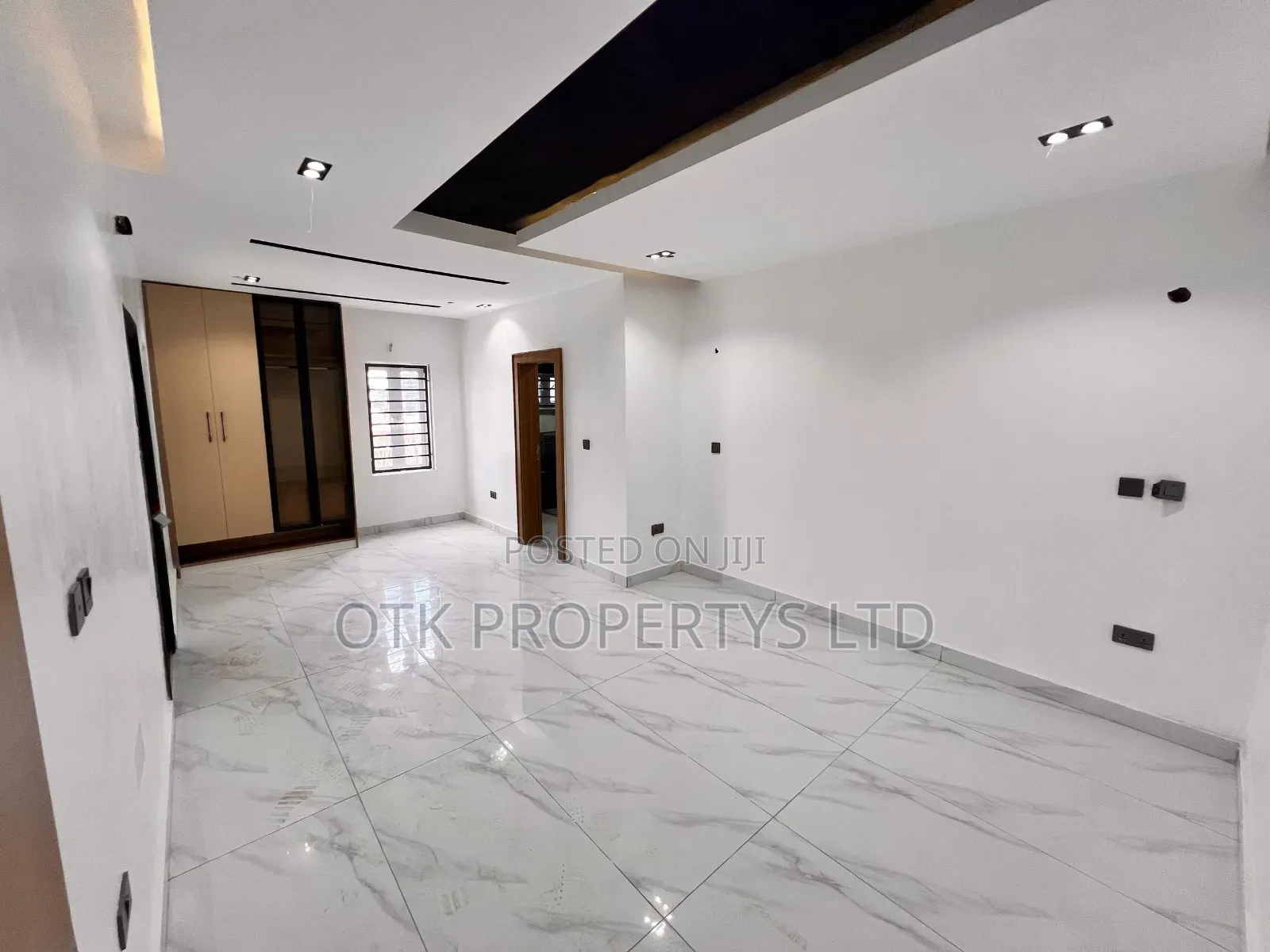 4bdrm Duplex in Camp David Estate, Gwarinpa for sale