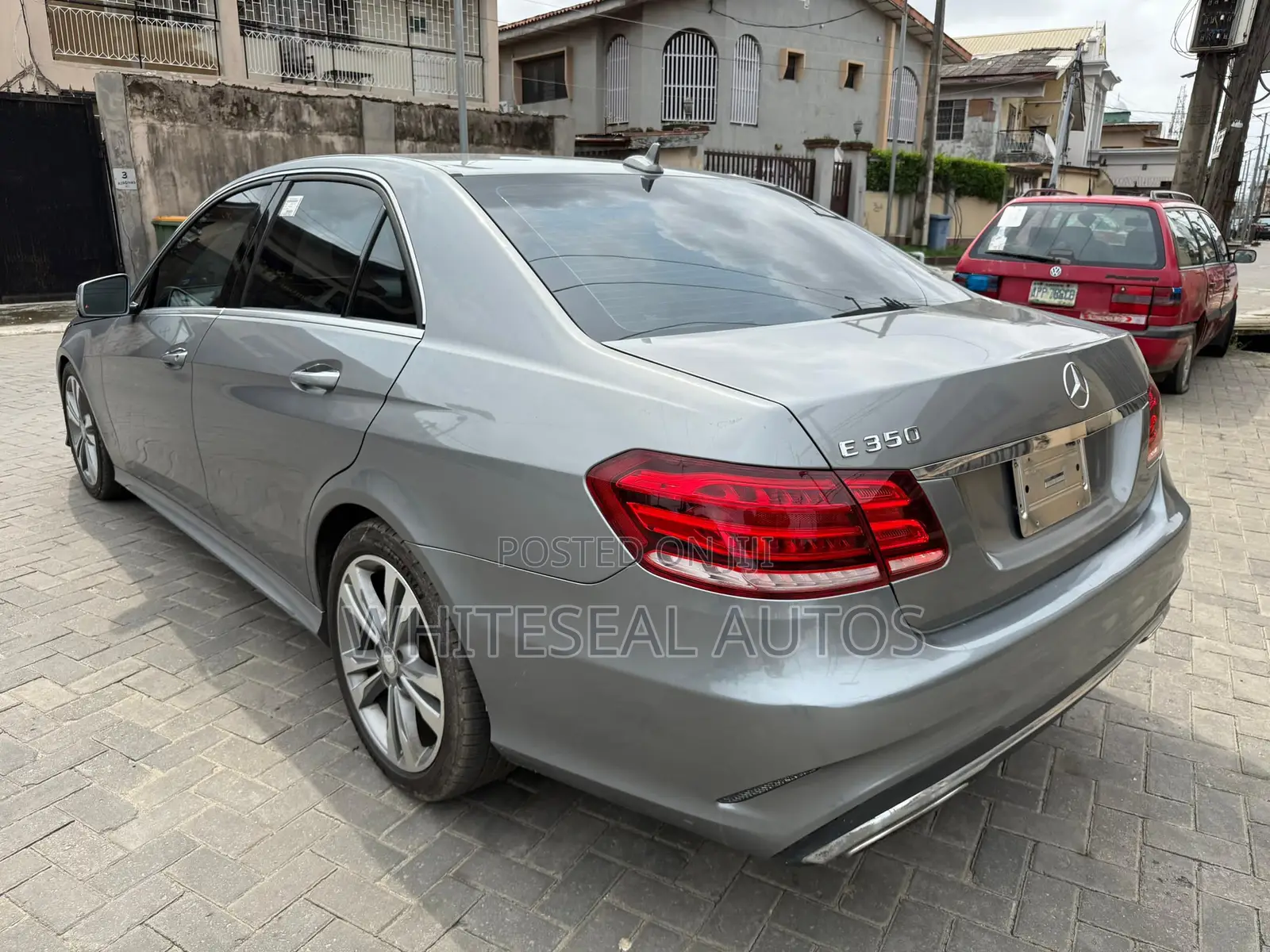 Mercedes-Benz E350 Base 4Matic Sedan AWD (3.5L 6cyl 7A) 2013 Silver