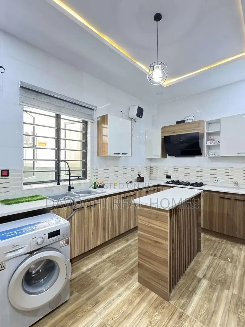 Furnished 4bdrm Duplex in Orchid, Lekki Phase 2 for rent