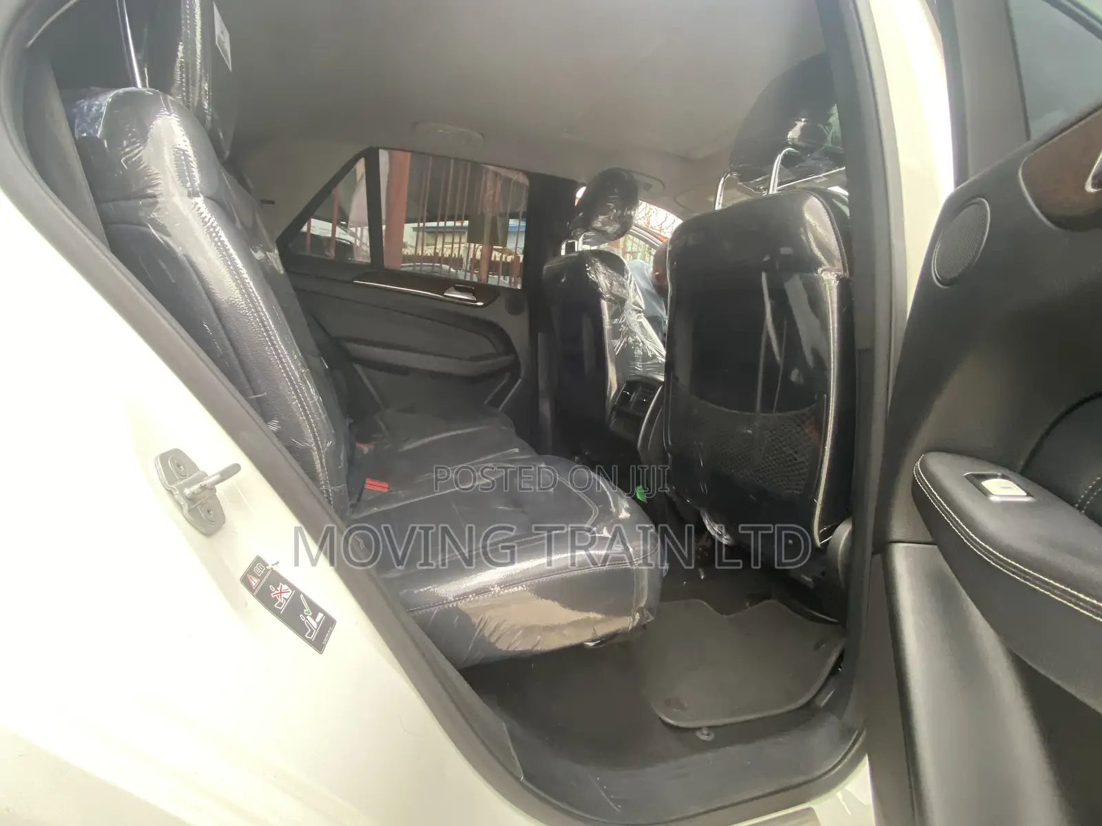 Mercedes-Benz M Class ML350 4dr SUV (3.5L 6cyl 7A) 2014 White