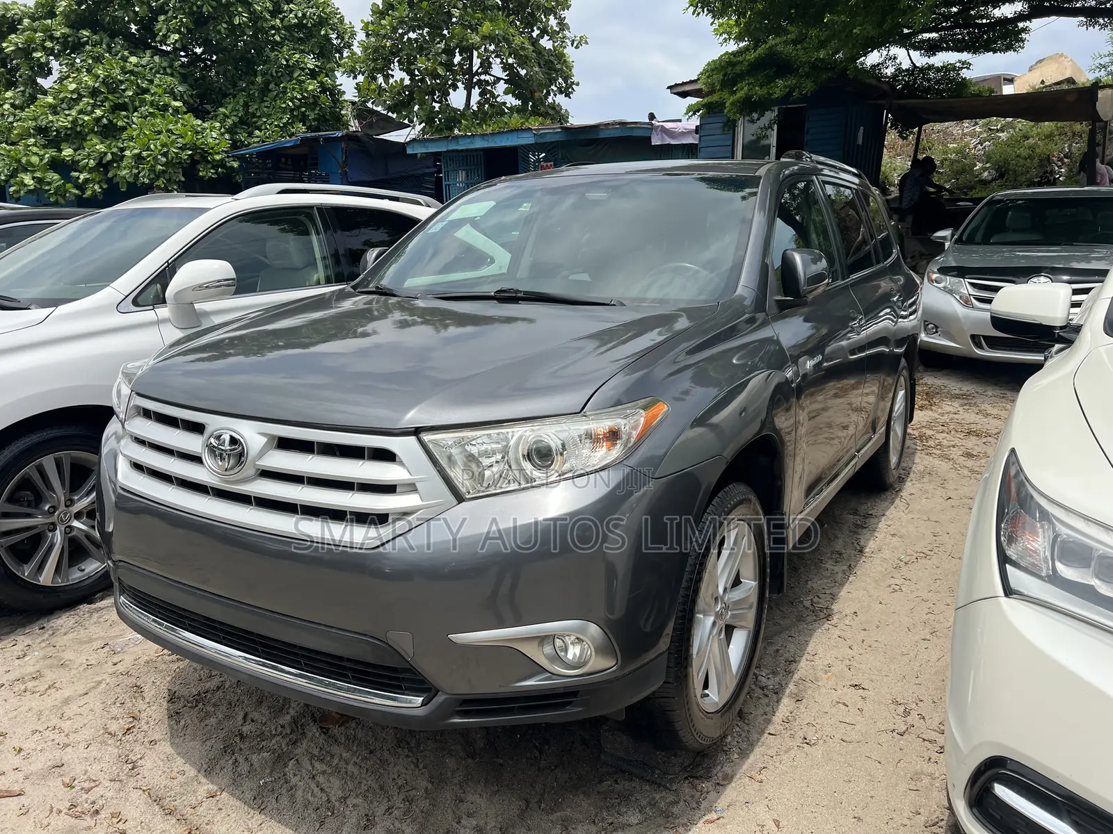 Toyota Highlander Limited 3.5l 4WD 2013 Gray