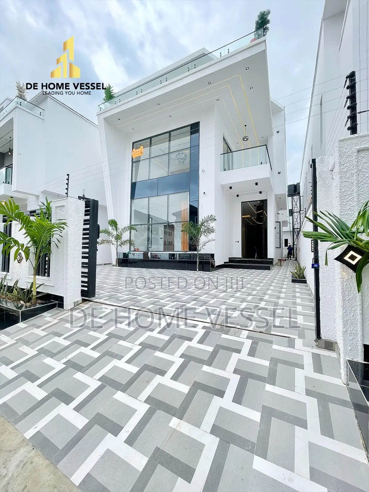 5bdrm Duplex in Ajah for sale