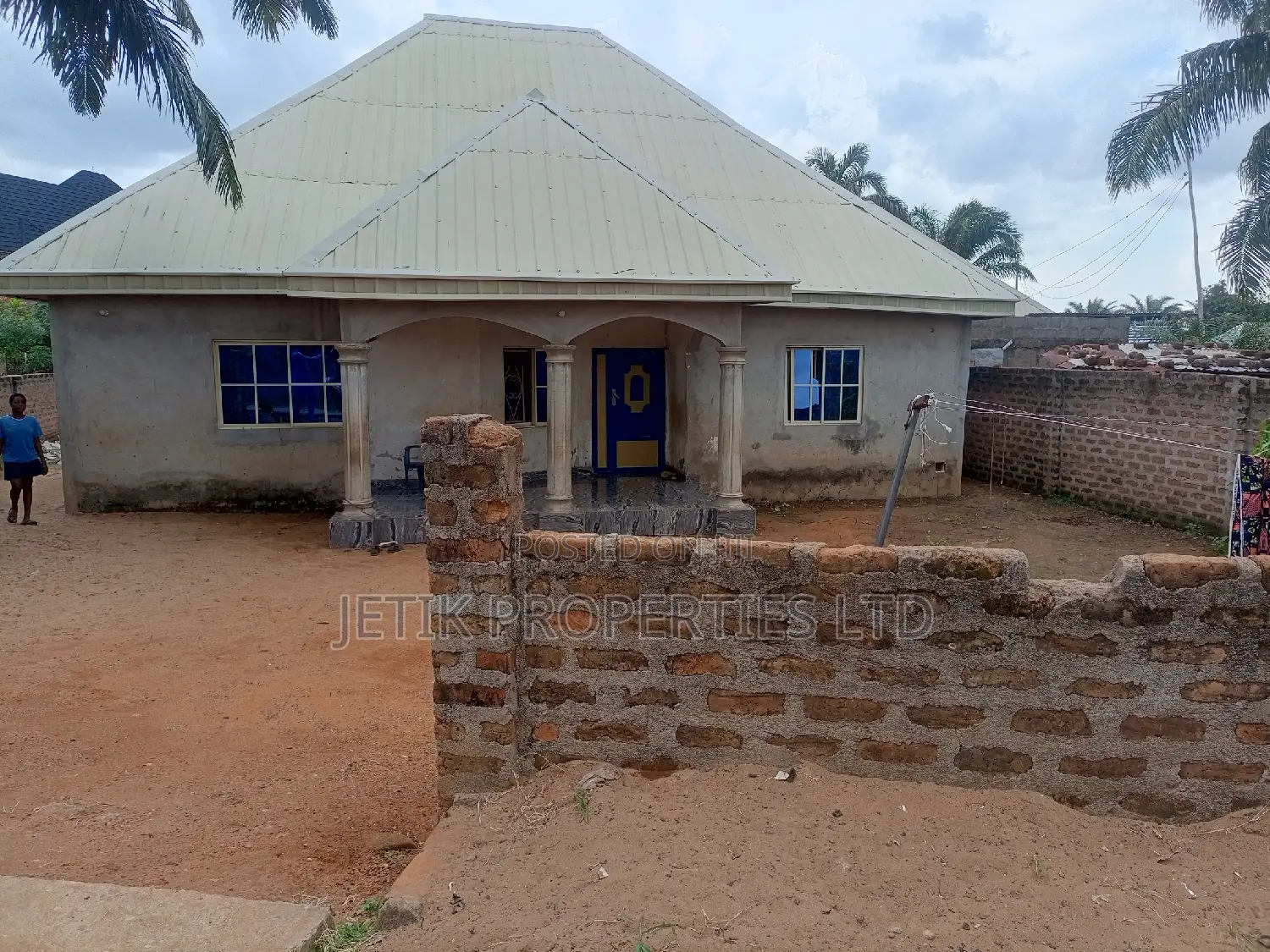 3bdrm Bungalow in Hotel Lucia, Makurdi for sale