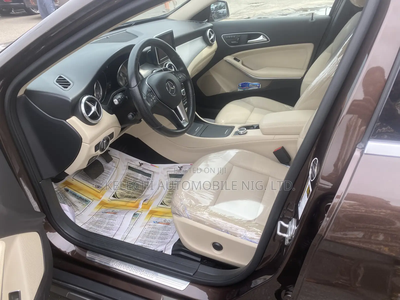 Mercedes-Benz GLA 250 2015 Brown