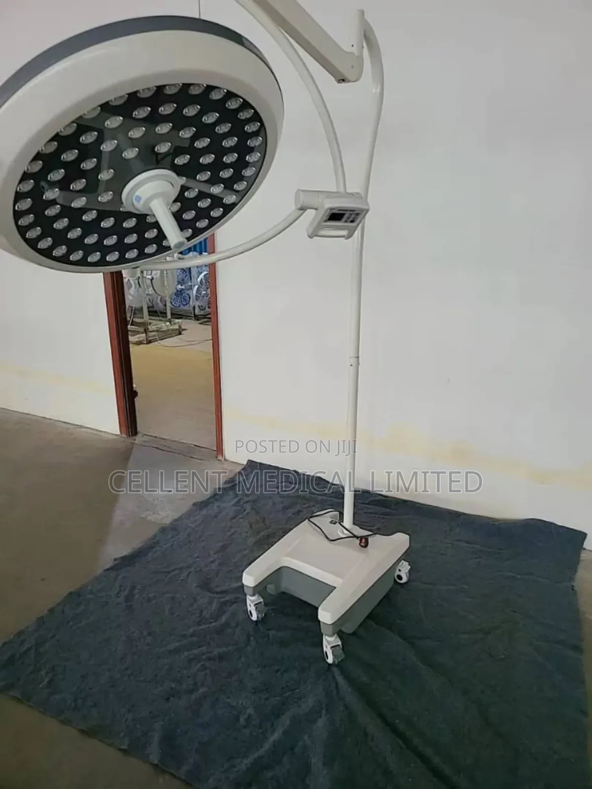 Operating Light Led With Battery Back-up