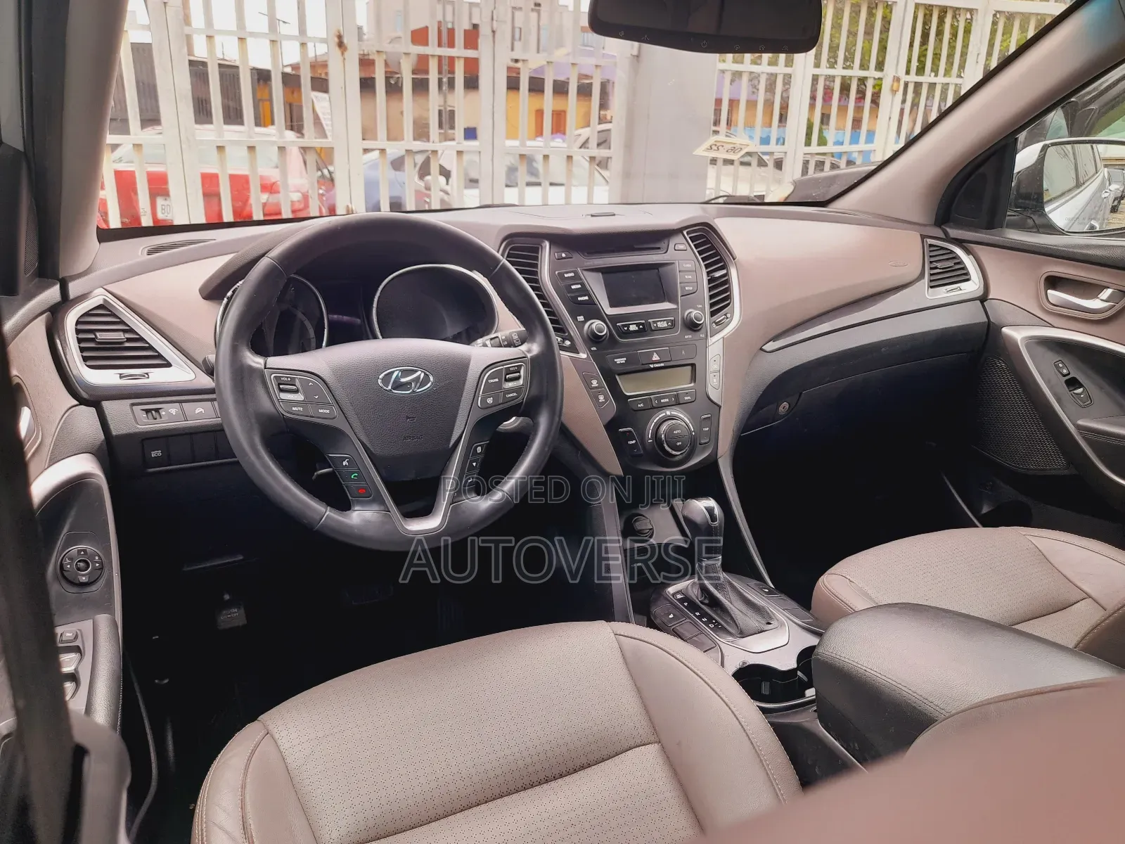 Hyundai Santa Fe GLS 4dr SUV (3.3L 6cyl 6A) 2014 Silver