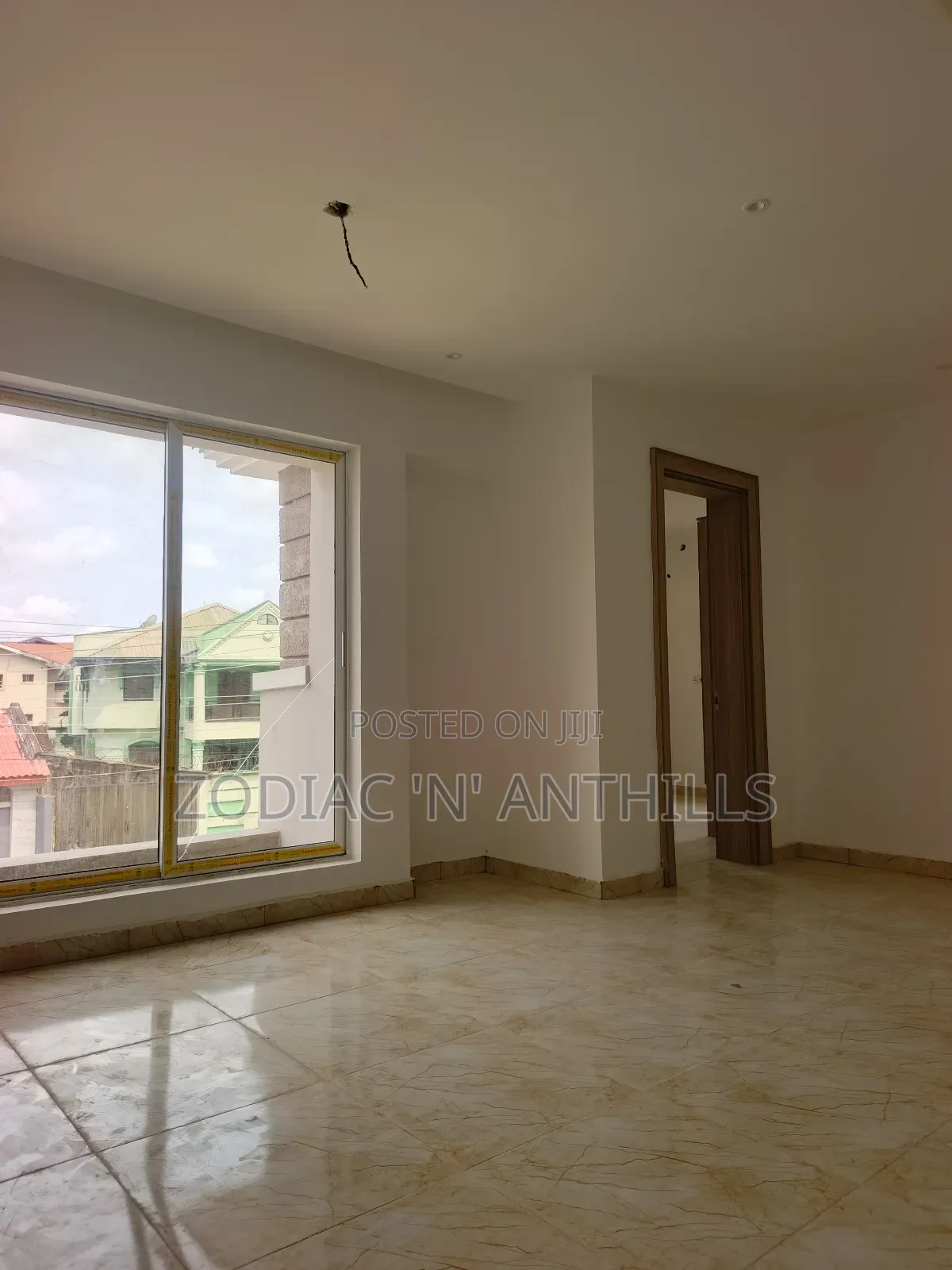 6bdrm Duplex in Maplewood Estate Oko for sale