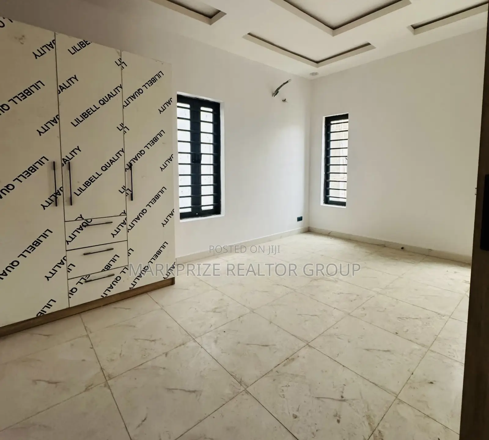 5bdrm Duplex in Adeniyi Jones Lagos for sale
