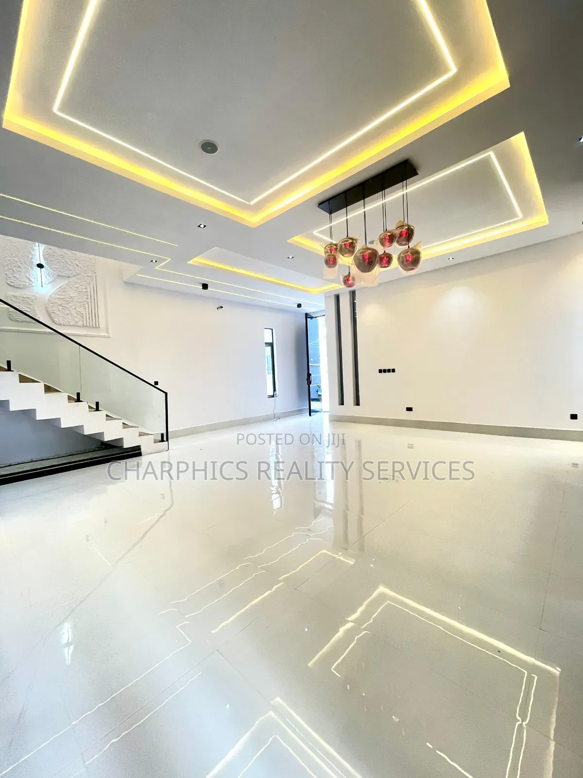 5bdrm Duplex in Ajah for sale