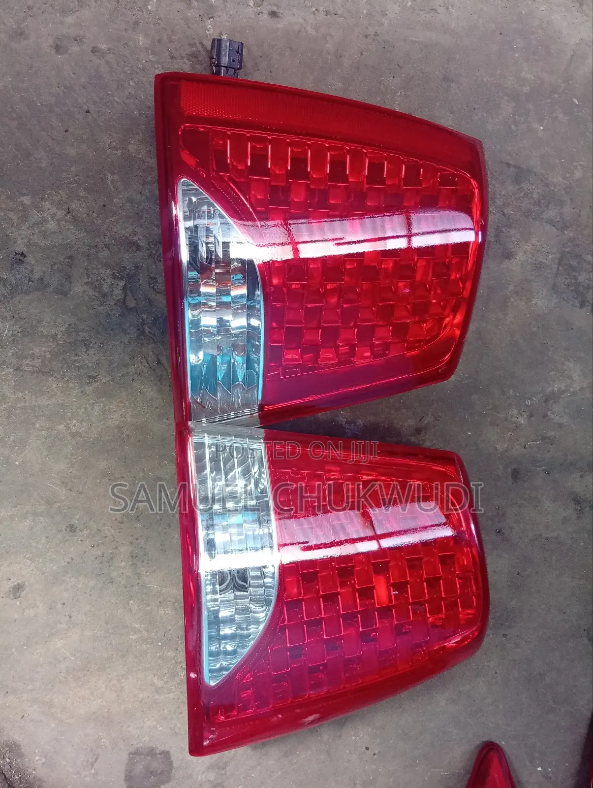 Kia Sorento 2012-2014 Back Light