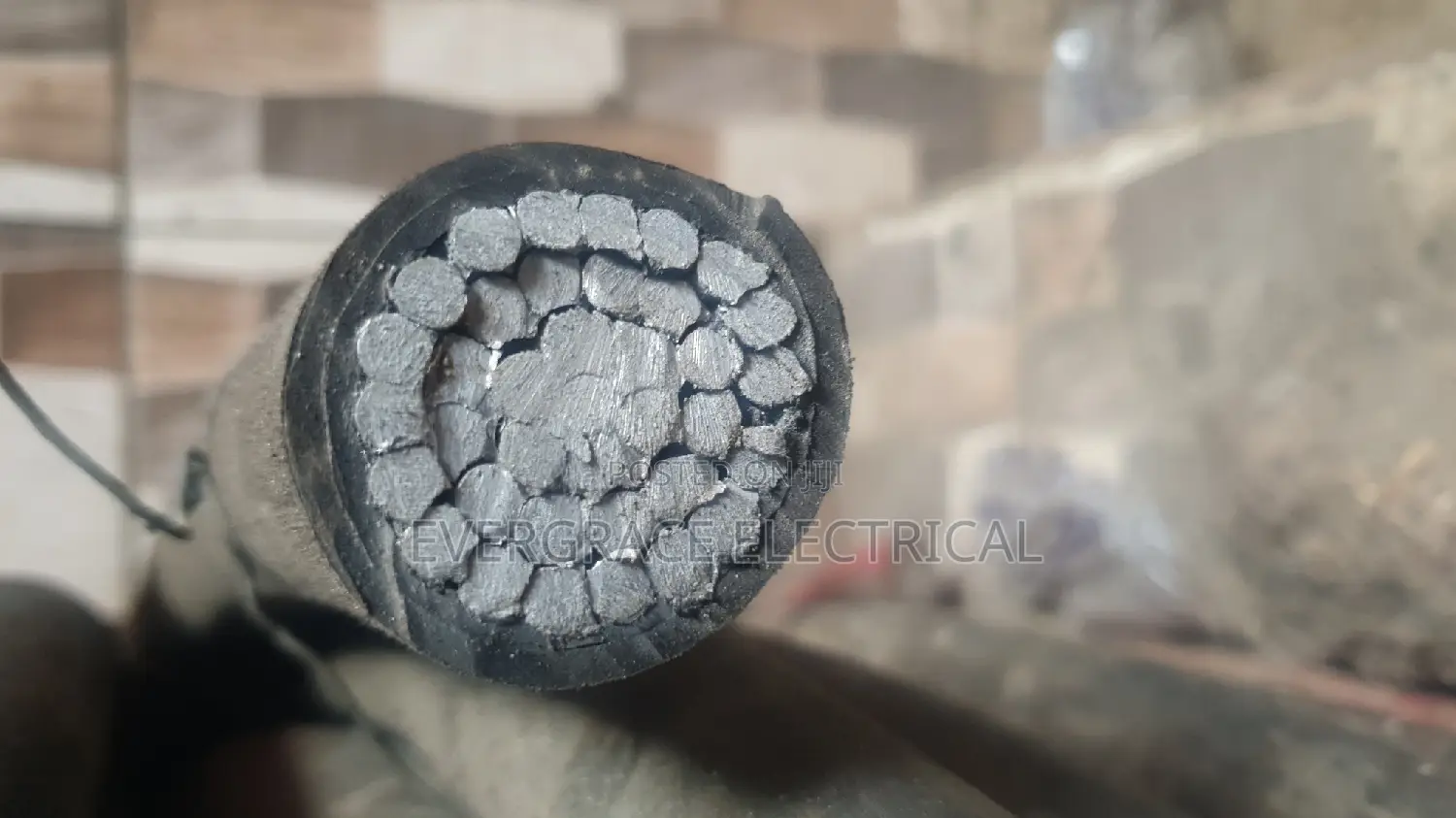 500mm 1-Core Aluminium Cable Pvc.