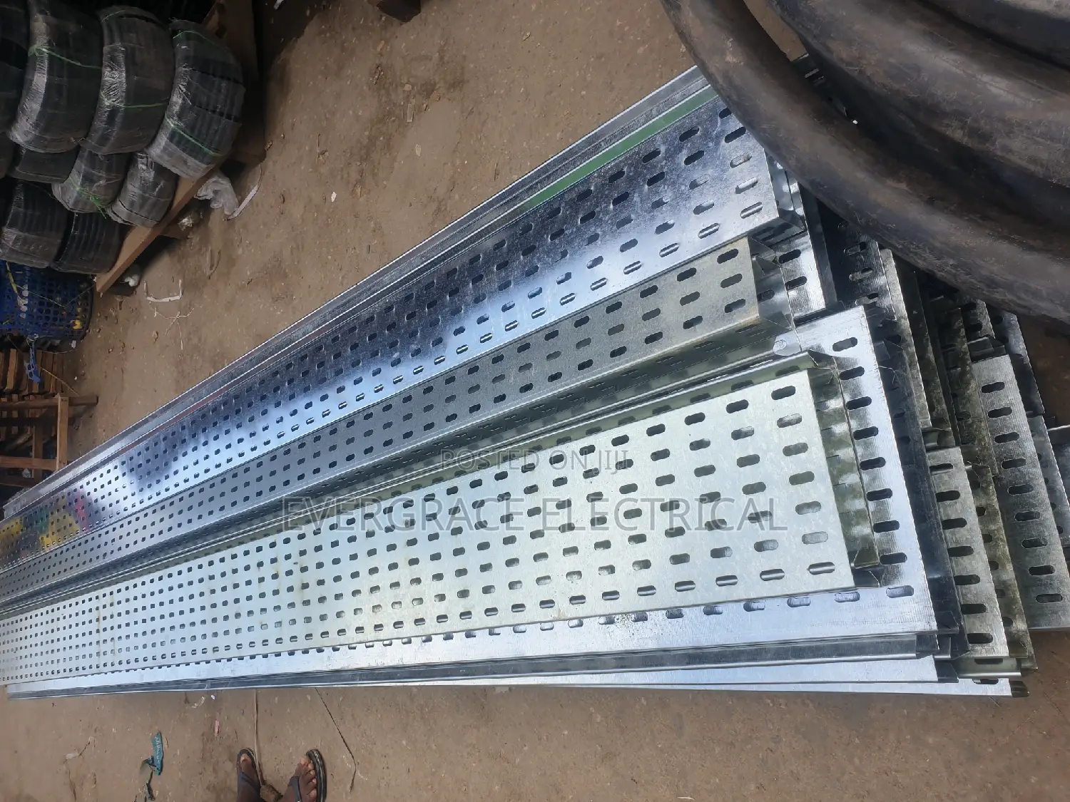 300×50 Cable Tray Galvanised 