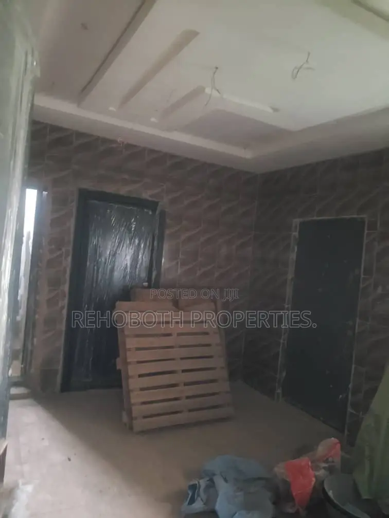 4bdrm Duplex in Abeese Elebu, Ibadan for sale