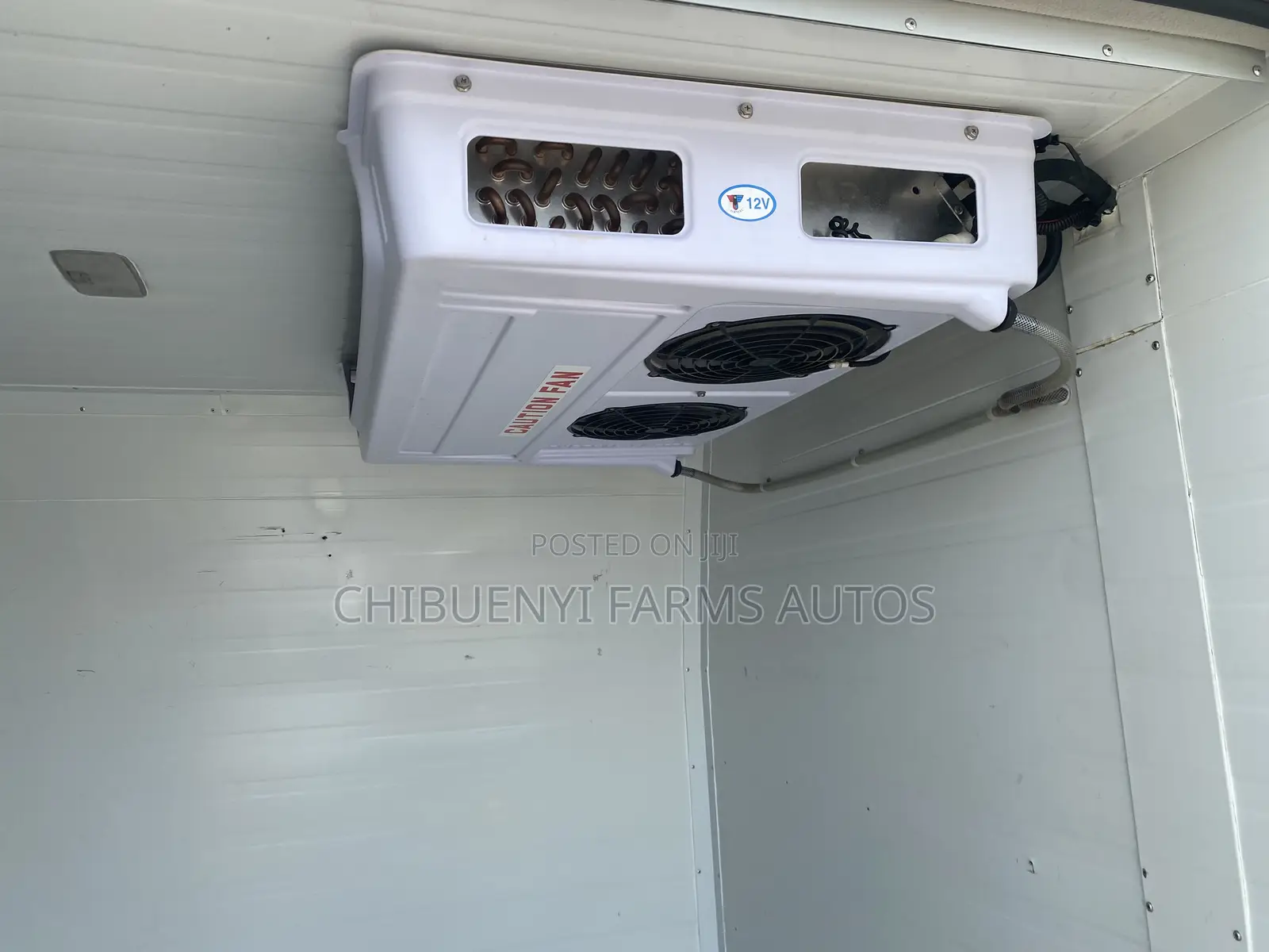 Toyota HiAce 2023 White