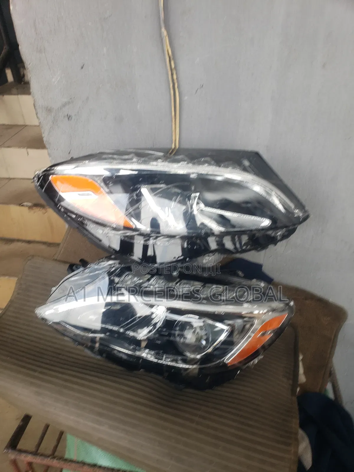 Mercedes-Benz C400 W205 Single Charger Headlights