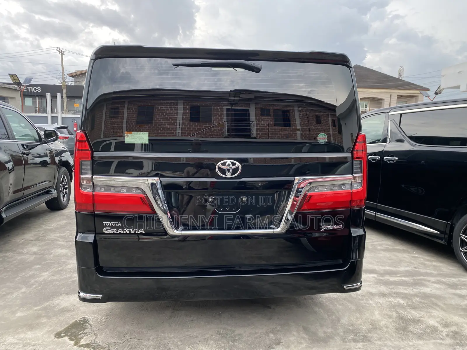 Toyota Granvia 2021 Black