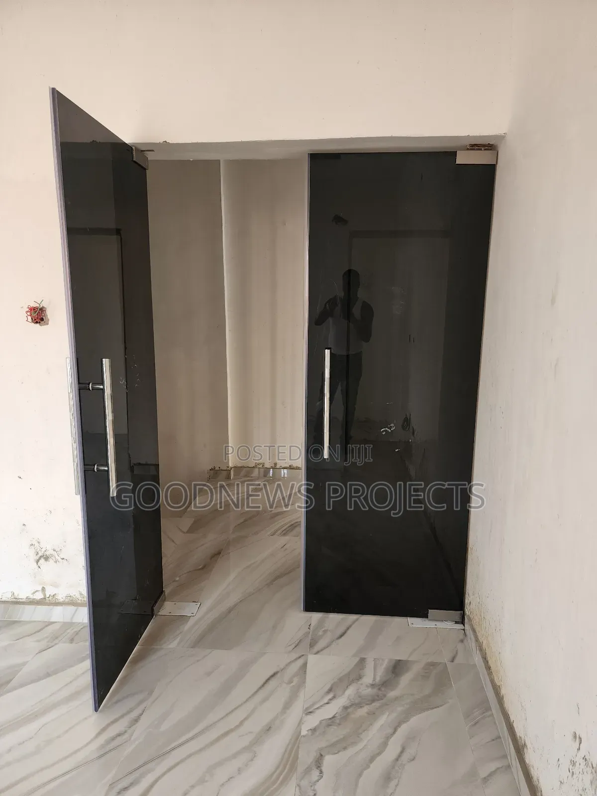 Swing Glass Door {Black