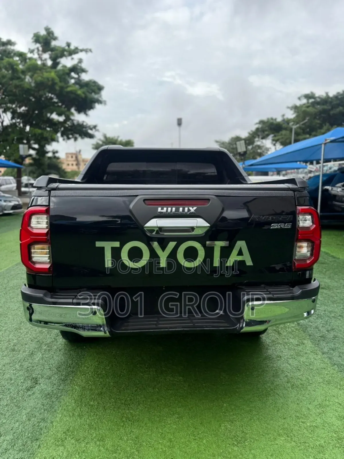 Toyota Hilux 2022 Black