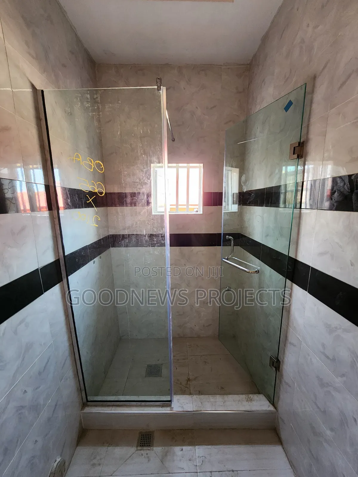 Clear Tempered Shower Door