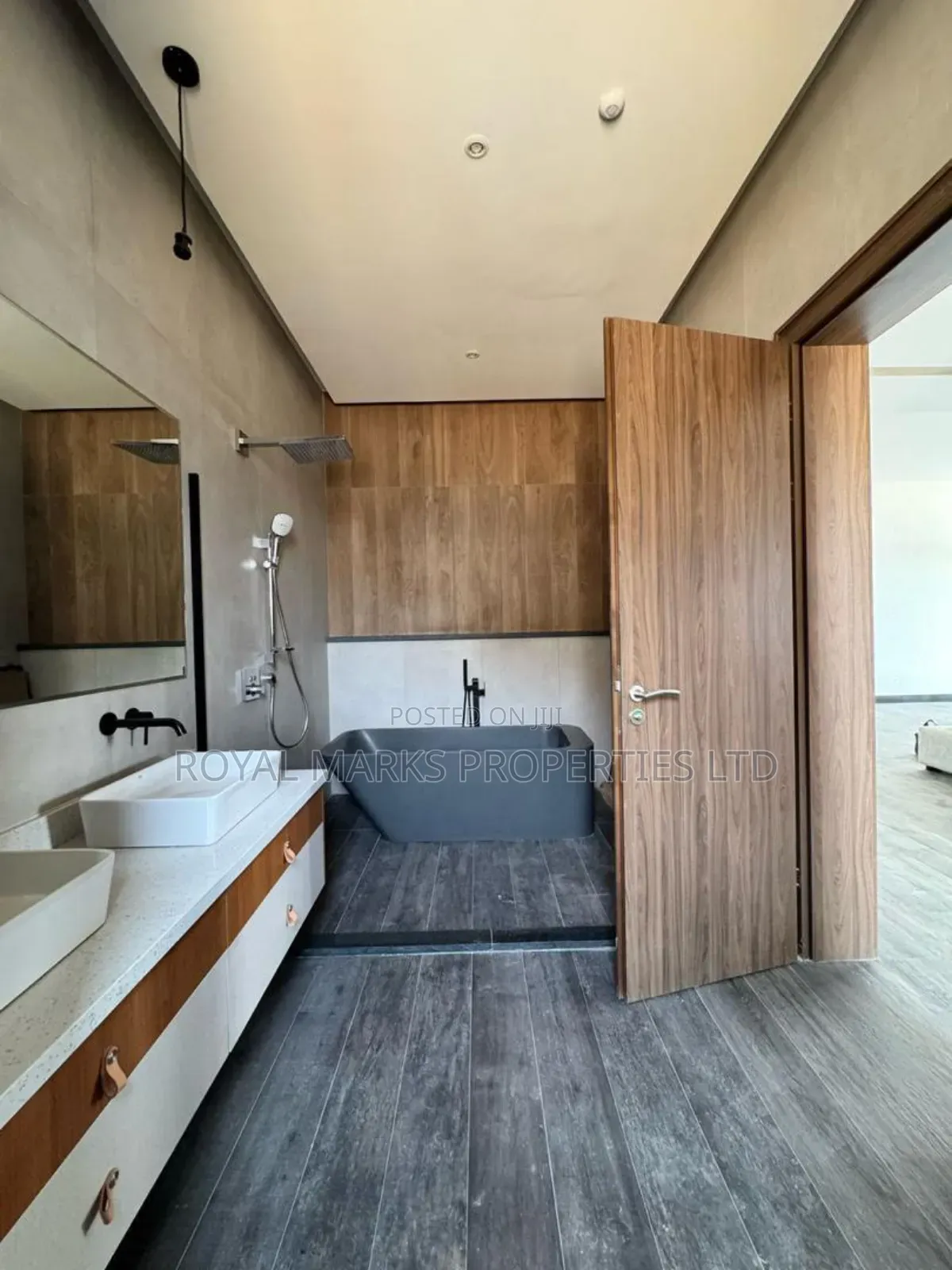 5bdrm Duplex in Katampe Extension for sale