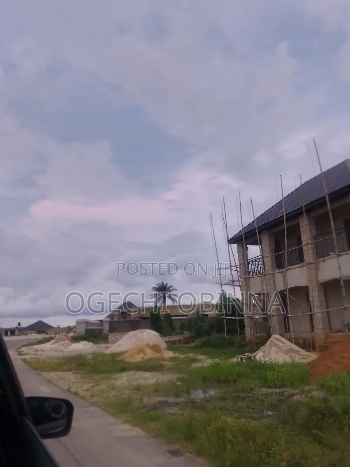 Distress Buy, Build and Pack in Plots at Rumukurushi
