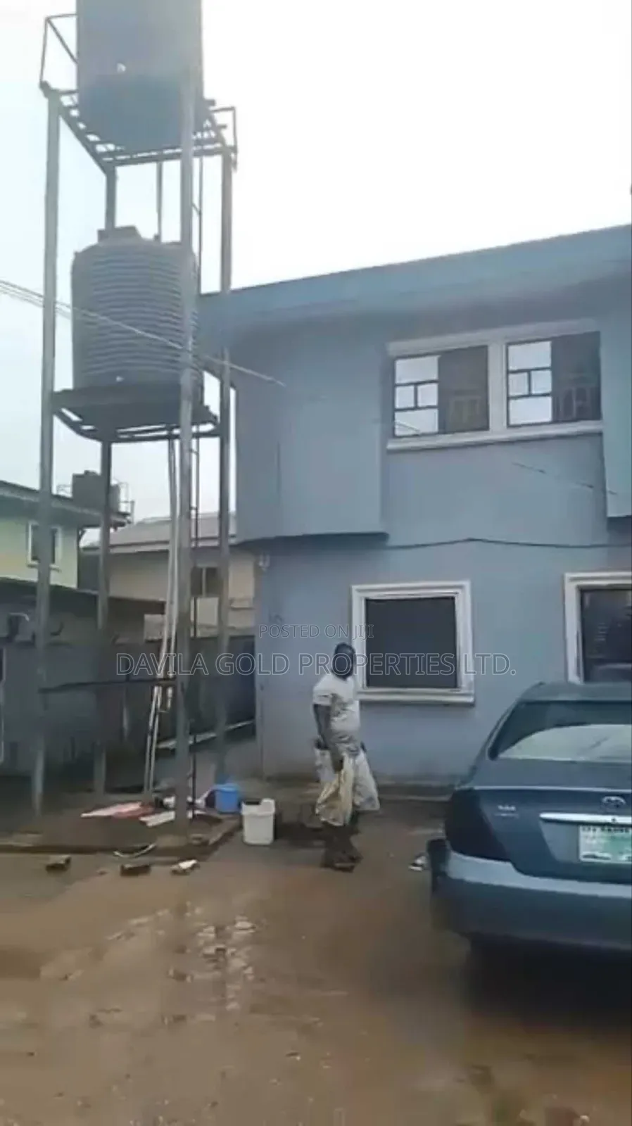 12bdrm Block of Flats in Benin City for sale