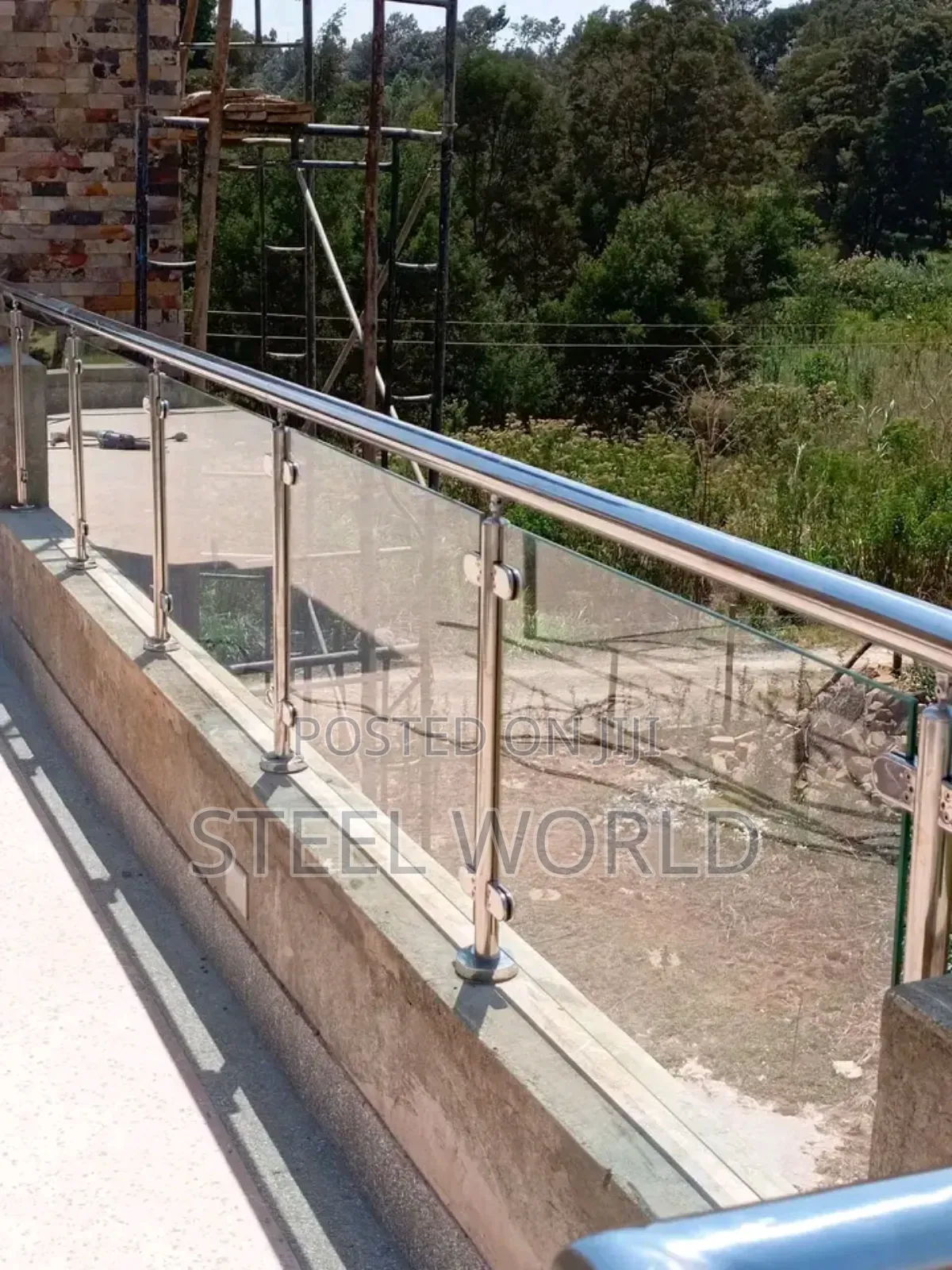 10m Solid Glass Designs