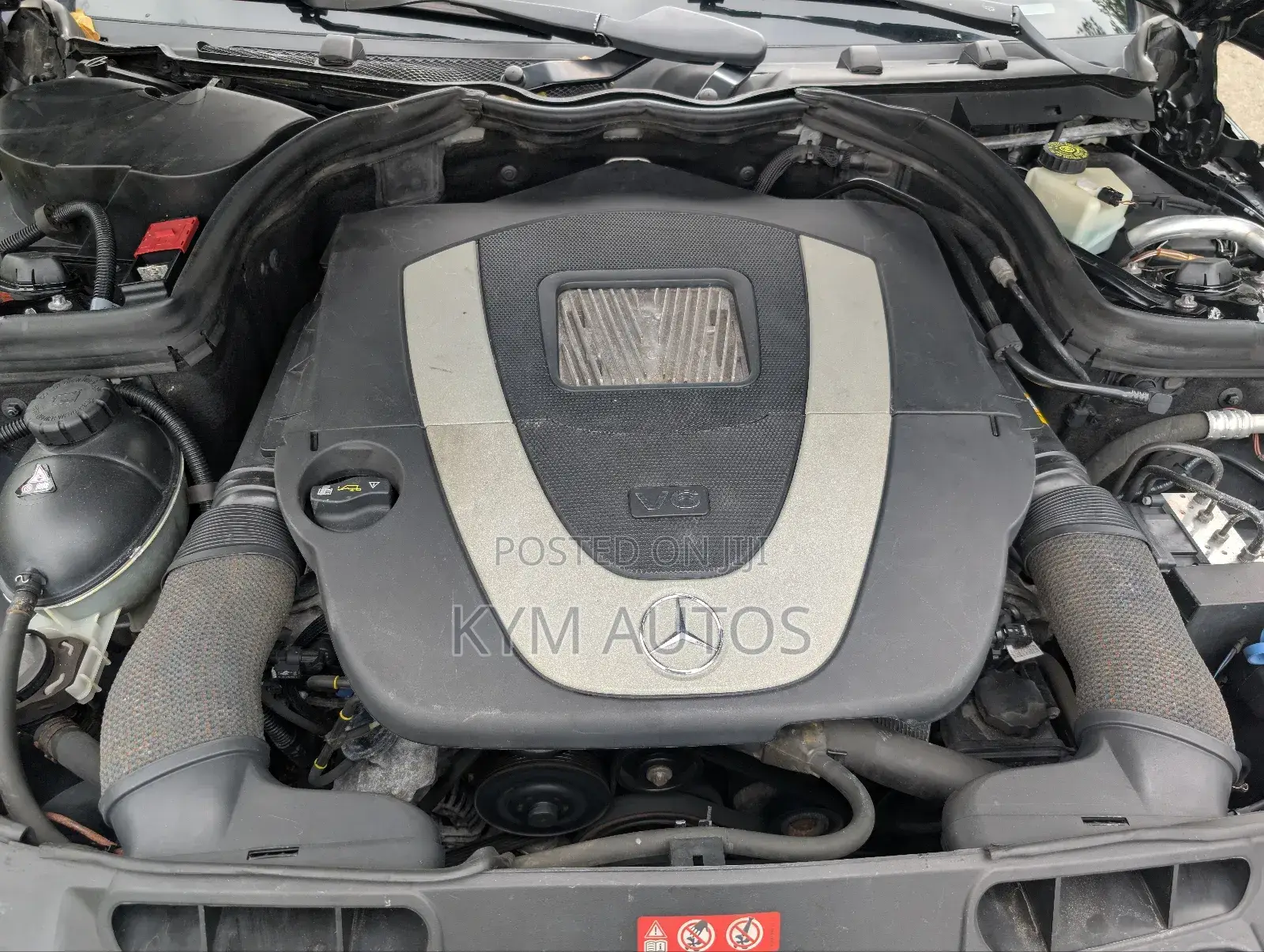 Mercedes-Benz C300 2010 Black