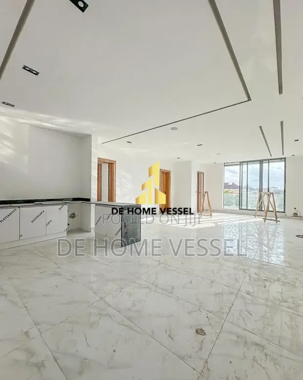 2bdrm Apartment in Victoria Island for sale